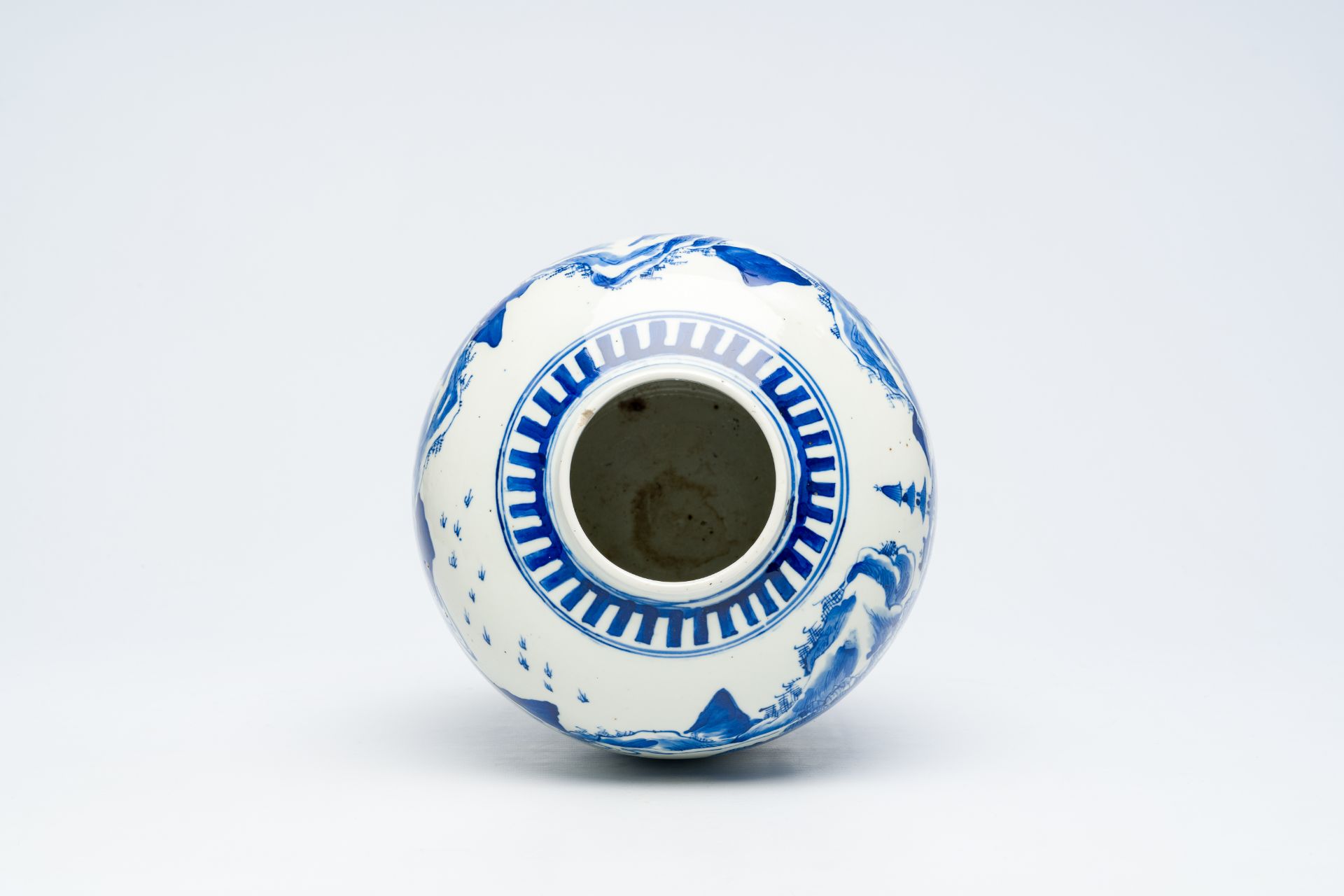 A large Chinese blue and white jar with a fine mountainous landscape, Kangxi mark, 19th C. - Image 10 of 12