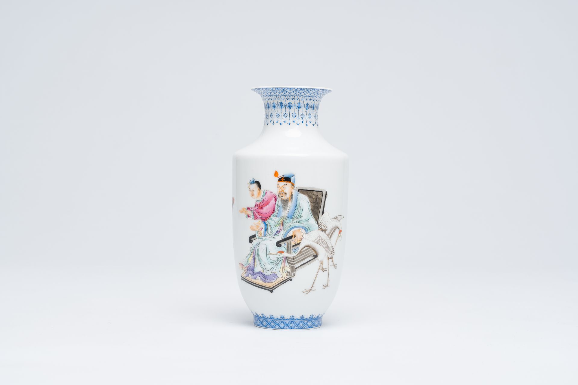 A Chinese famille rose eggshell porcelain vase, Jurentang mark, 20th C. - Image 3 of 14