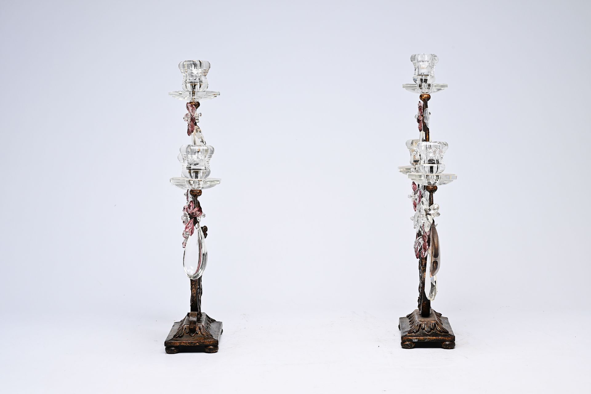 A pair of French gilt metal S-shaped candelabra with cut amethyst and amber crystal by Baccarat, pro - Image 3 of 5