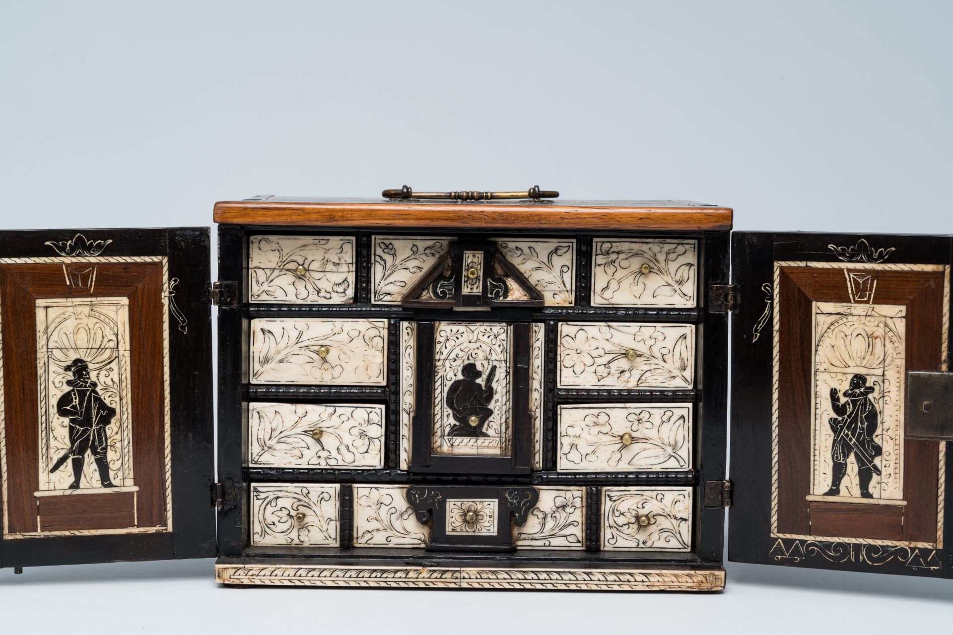 An elegant wood bone mounted miniature cabinet with figures and floral design, 17th/18th C. - Image 10 of 13