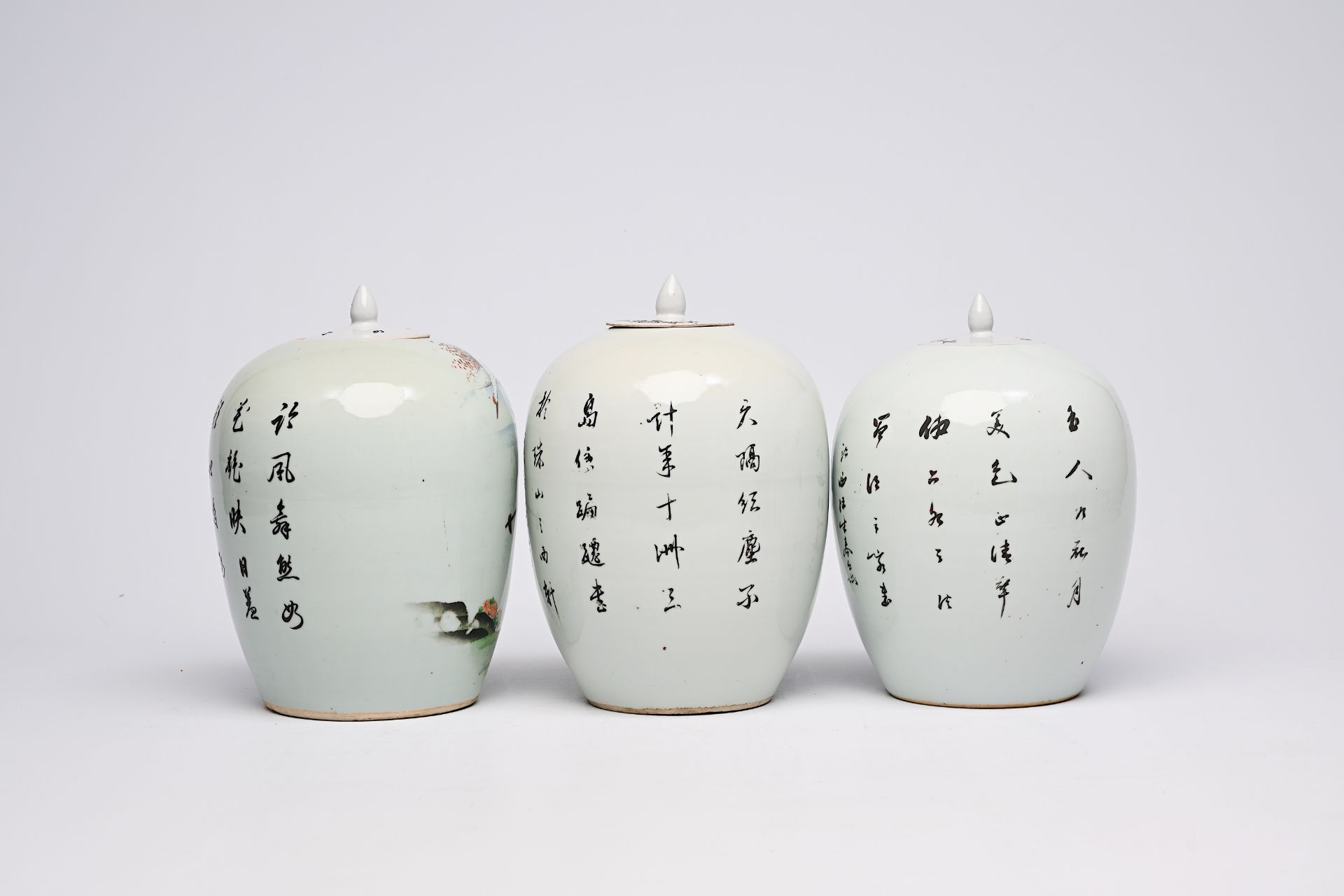 Six Chinese famille rose and qianjiang cai ginger jars with floral and figurative design, 19th/20th - Bild 7 aus 34