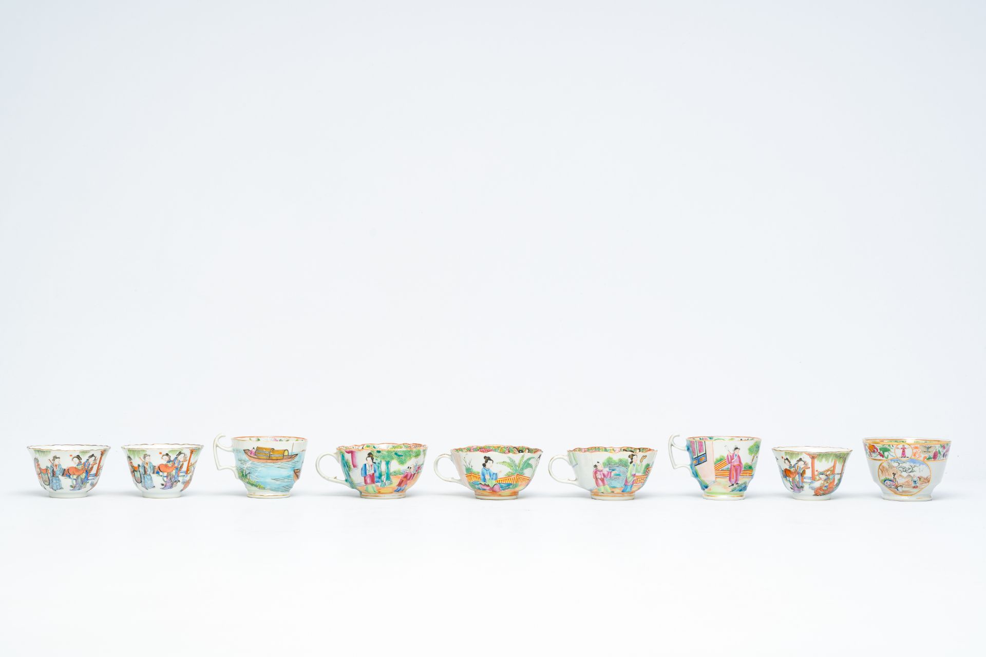 Nine Chinese Canton famille rose cups and seven saucers, 19th C. - Bild 6 aus 11