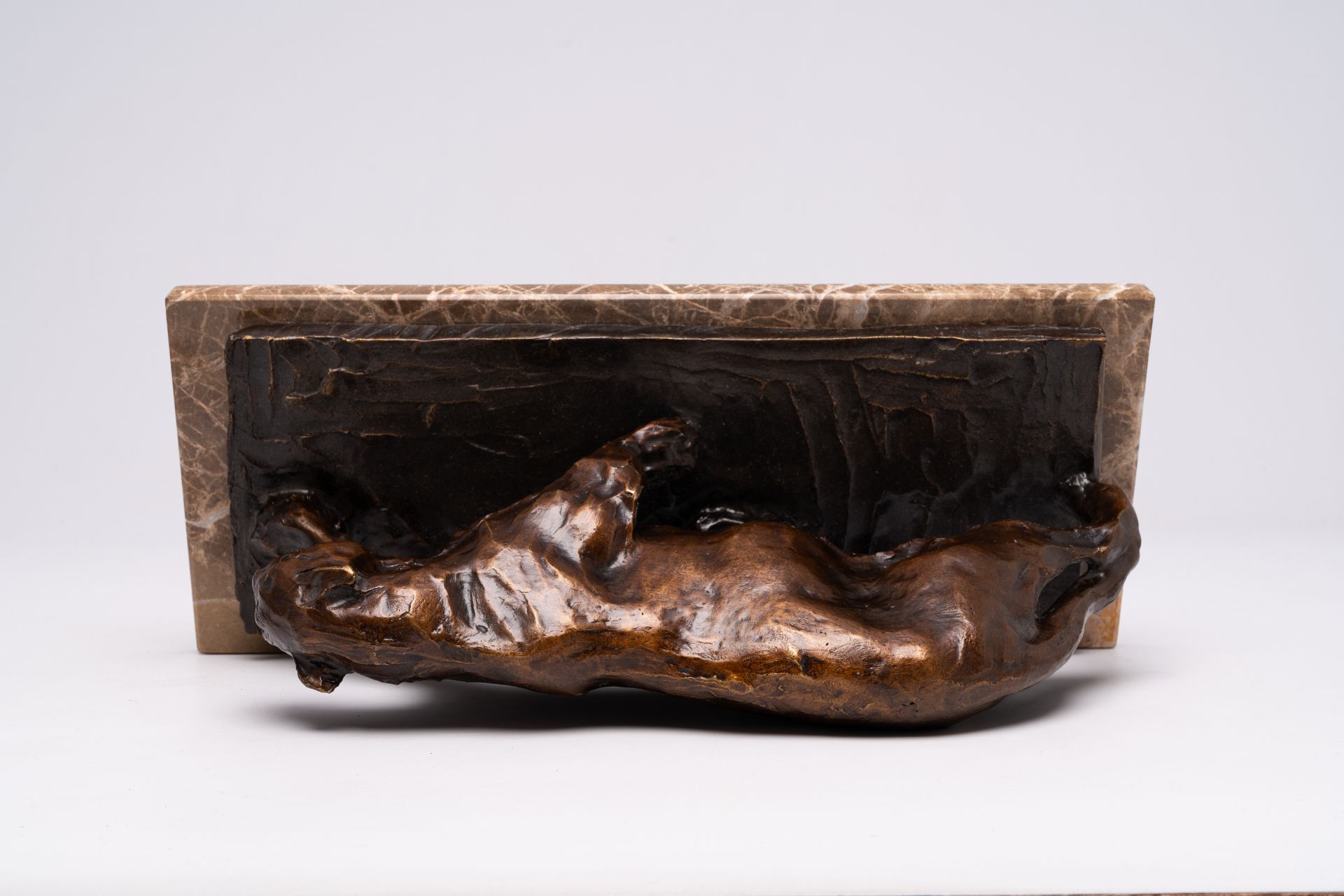 Rembrandt Bugatti (1884-1916, after): 'Panthere marchant', brown patinated bronze on a marble base, - Image 9 of 13