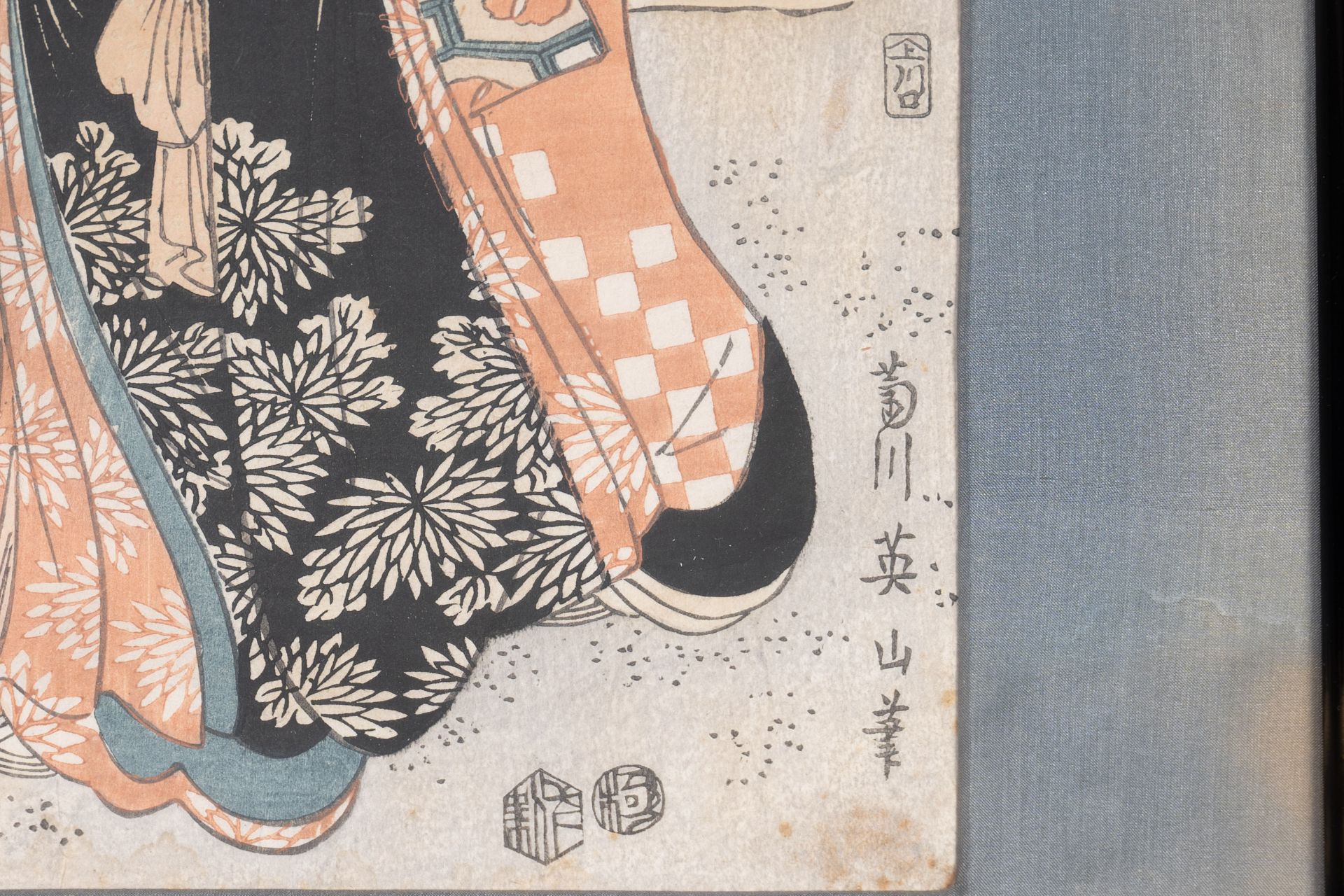 Kikugawa Eizan (1787-1869): Five prints with Japanese beauties, woodblock or ukiyo-e, Edo, 19th C. - Image 6 of 6