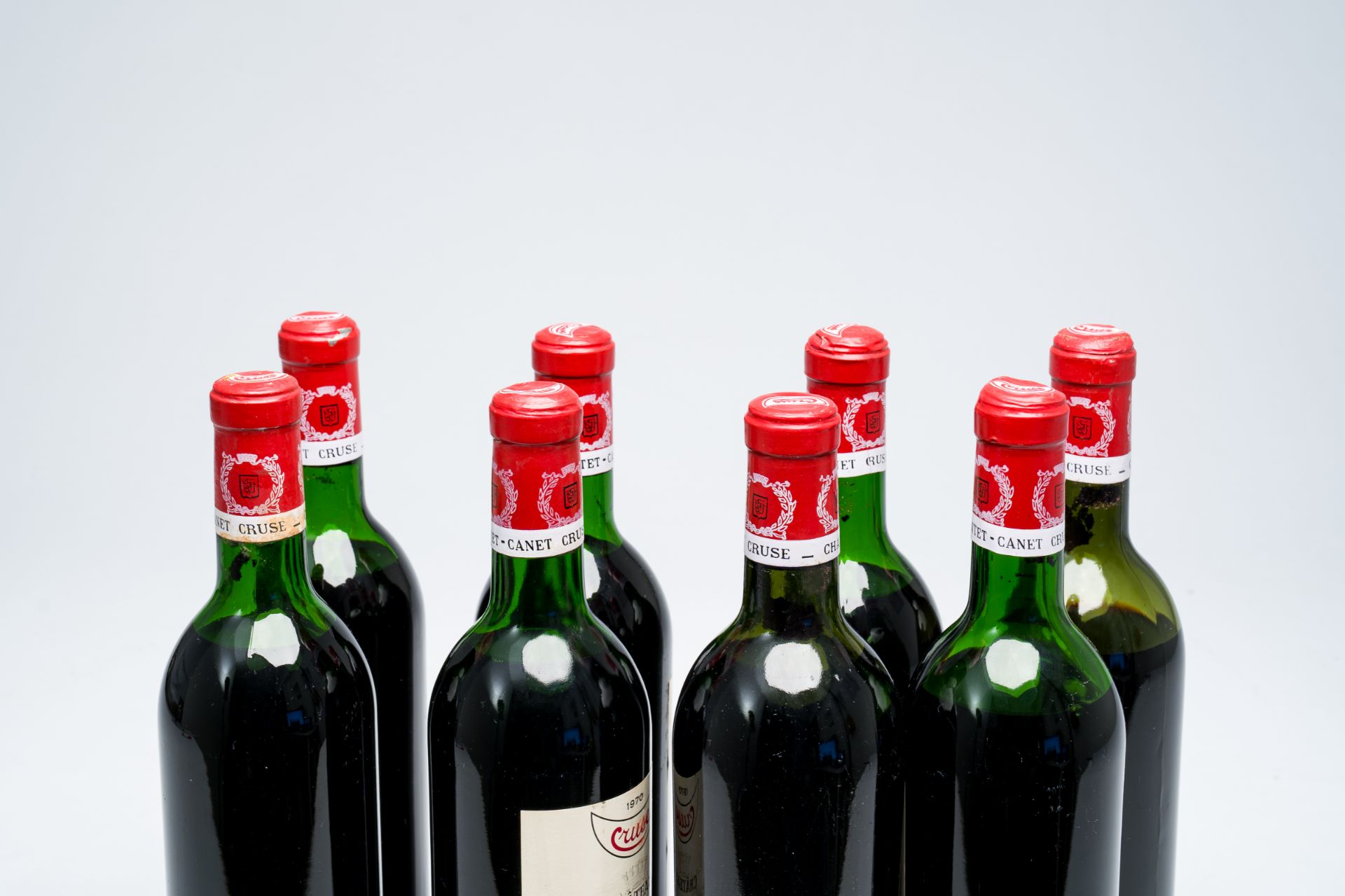Eight bottles of Chateau Pontet Canet, Pauillac, Cruse & Fils Freres, 1970 - Bild 3 aus 4