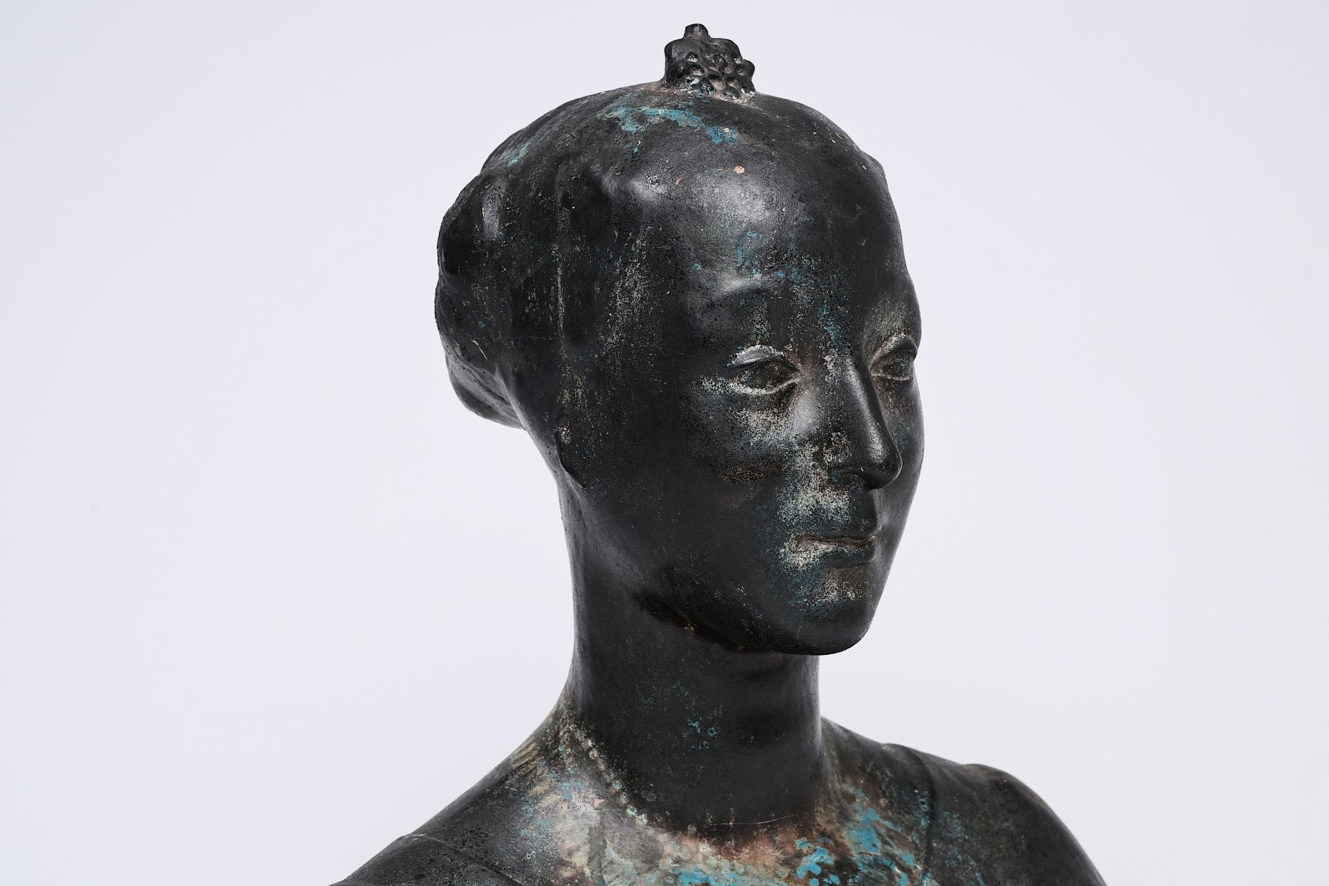 European school: Bust of a lady, patinated terracotta, 19th/20th C. - Image 7 of 9