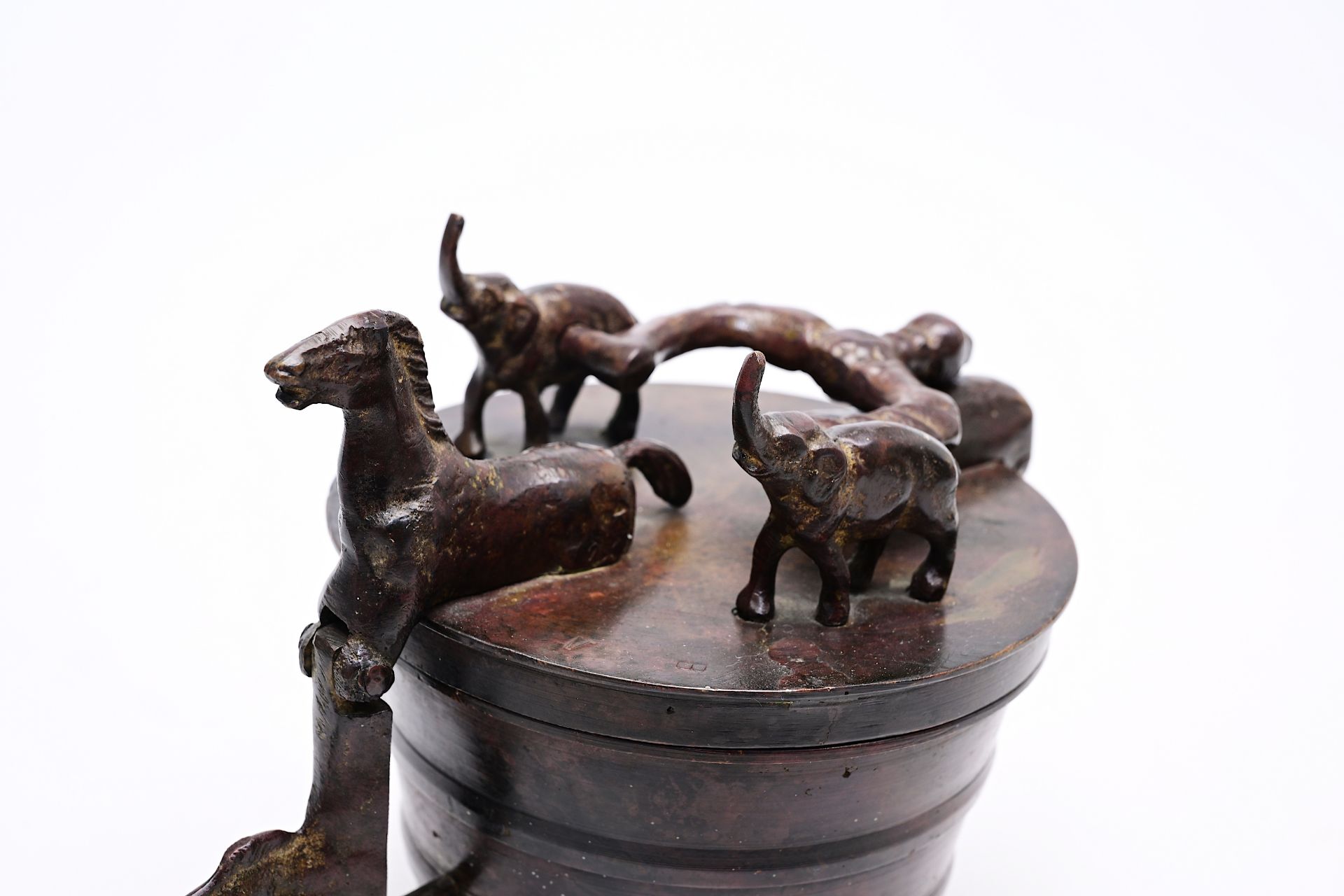 A set of bronze probably Portuguese colonial Nuremberg style nesting weights, ca. 1900 - Image 13 of 13