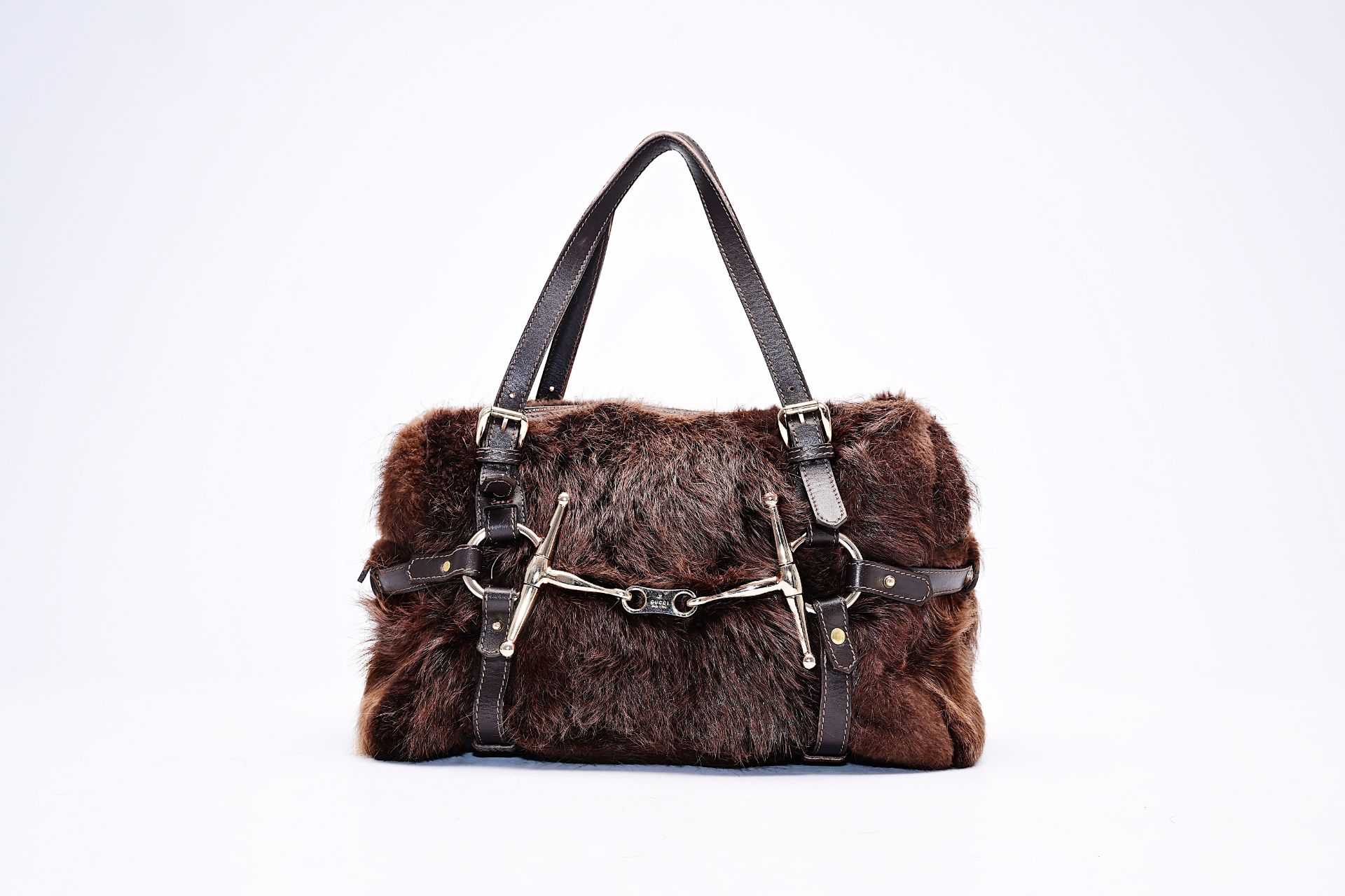 An Italian Gucci limited edition 85th anniversary fur and leather handbag, 20th C. - Image 2 of 6