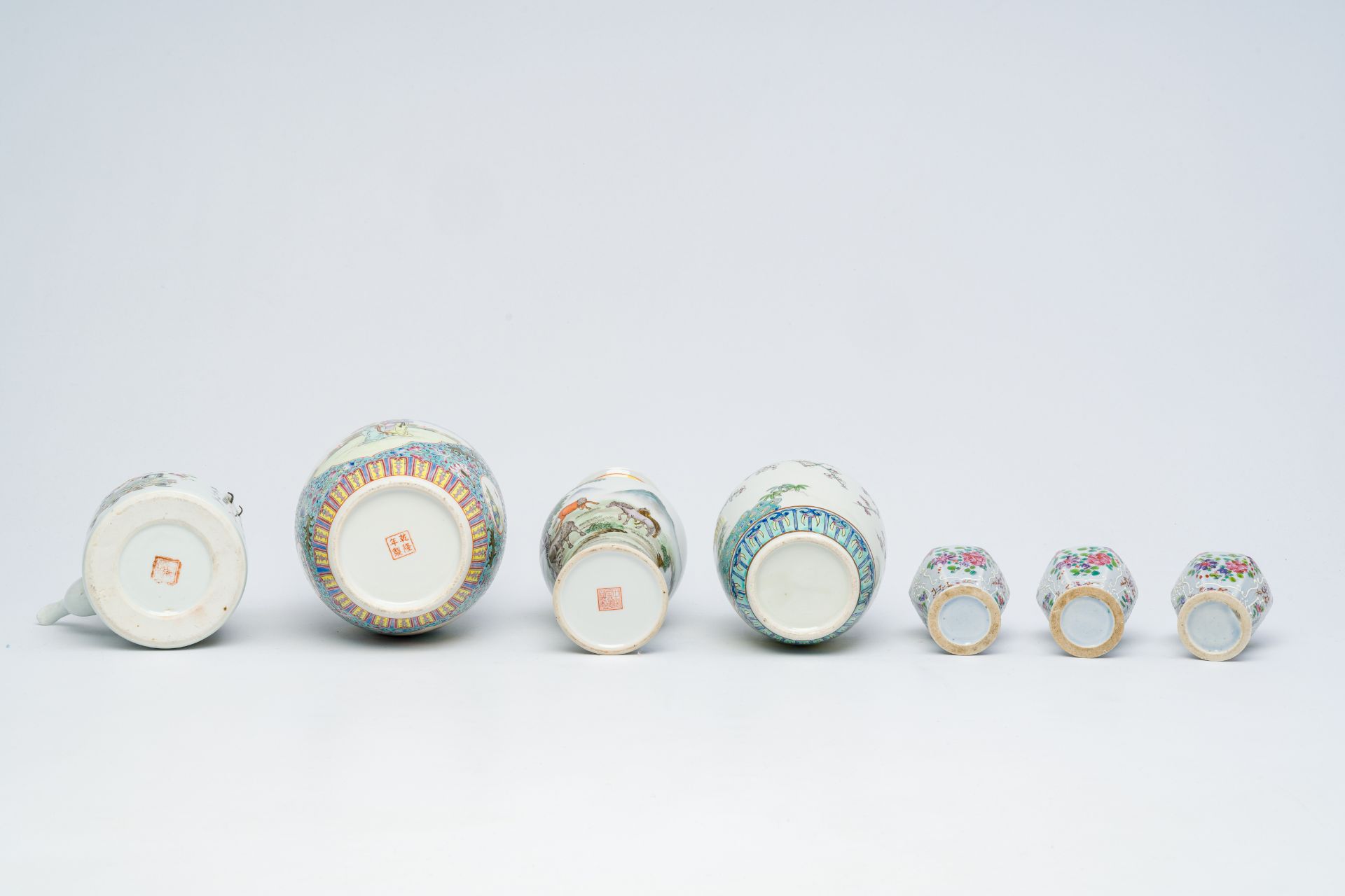 A varied collection of Chinese famille rose porcelain and three French Samson famille rose style 'ar - Image 13 of 17