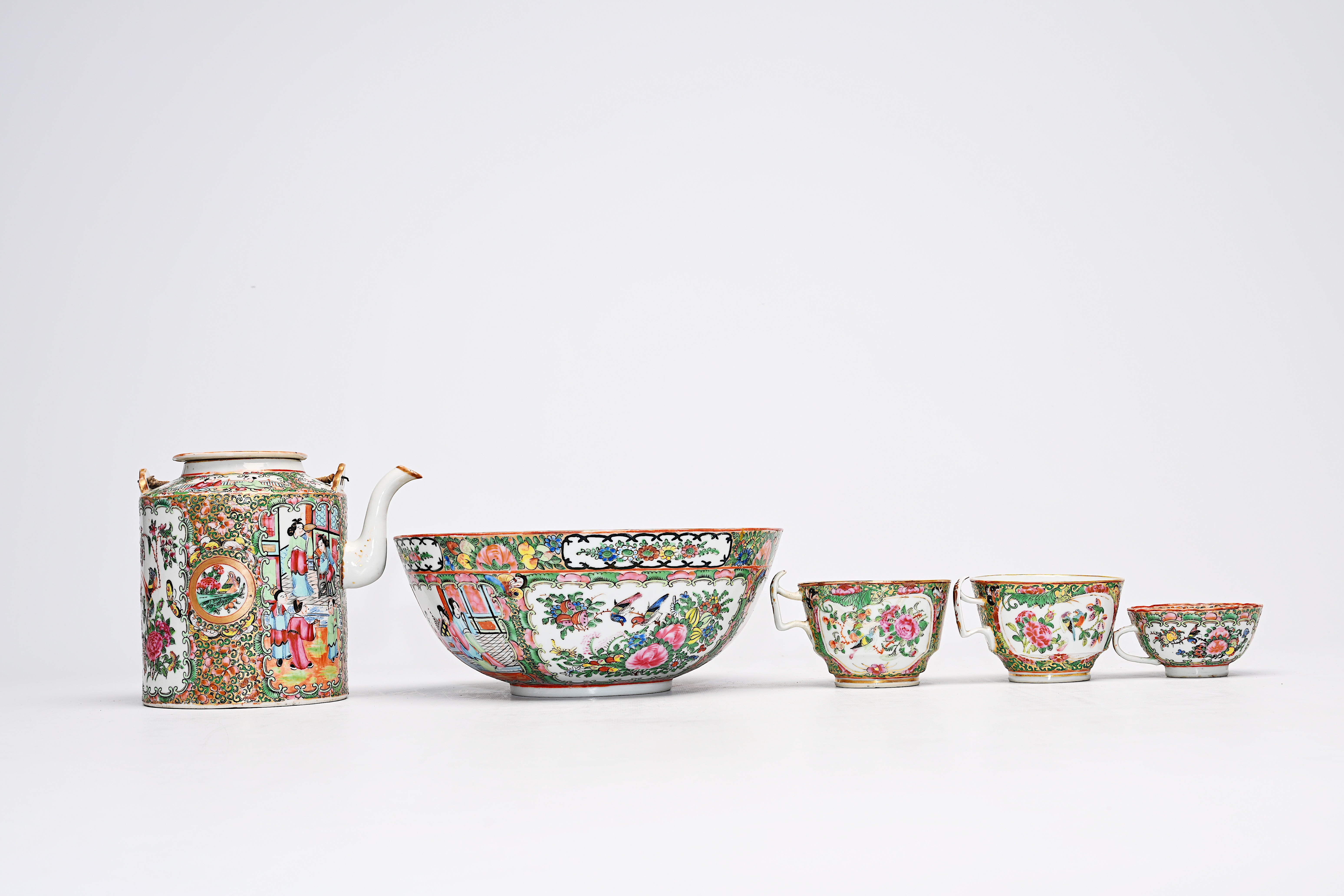 A Chinese Canton famille rose seventeen-part tea set and a bowl with palace scenes and floral design - Image 4 of 20