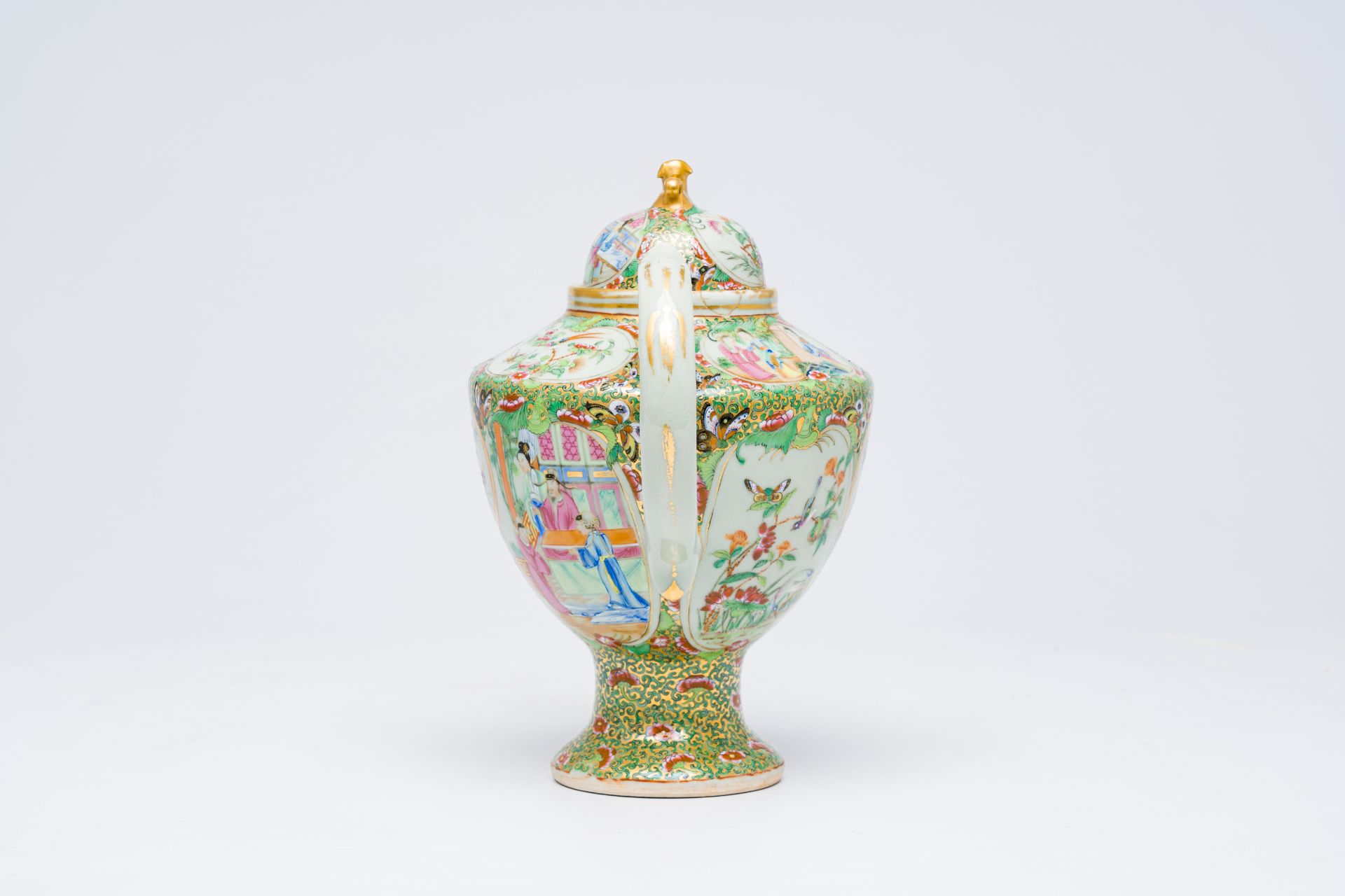 Six Chinese Canton famille rose porcelain wares, 19th C. - Image 7 of 11