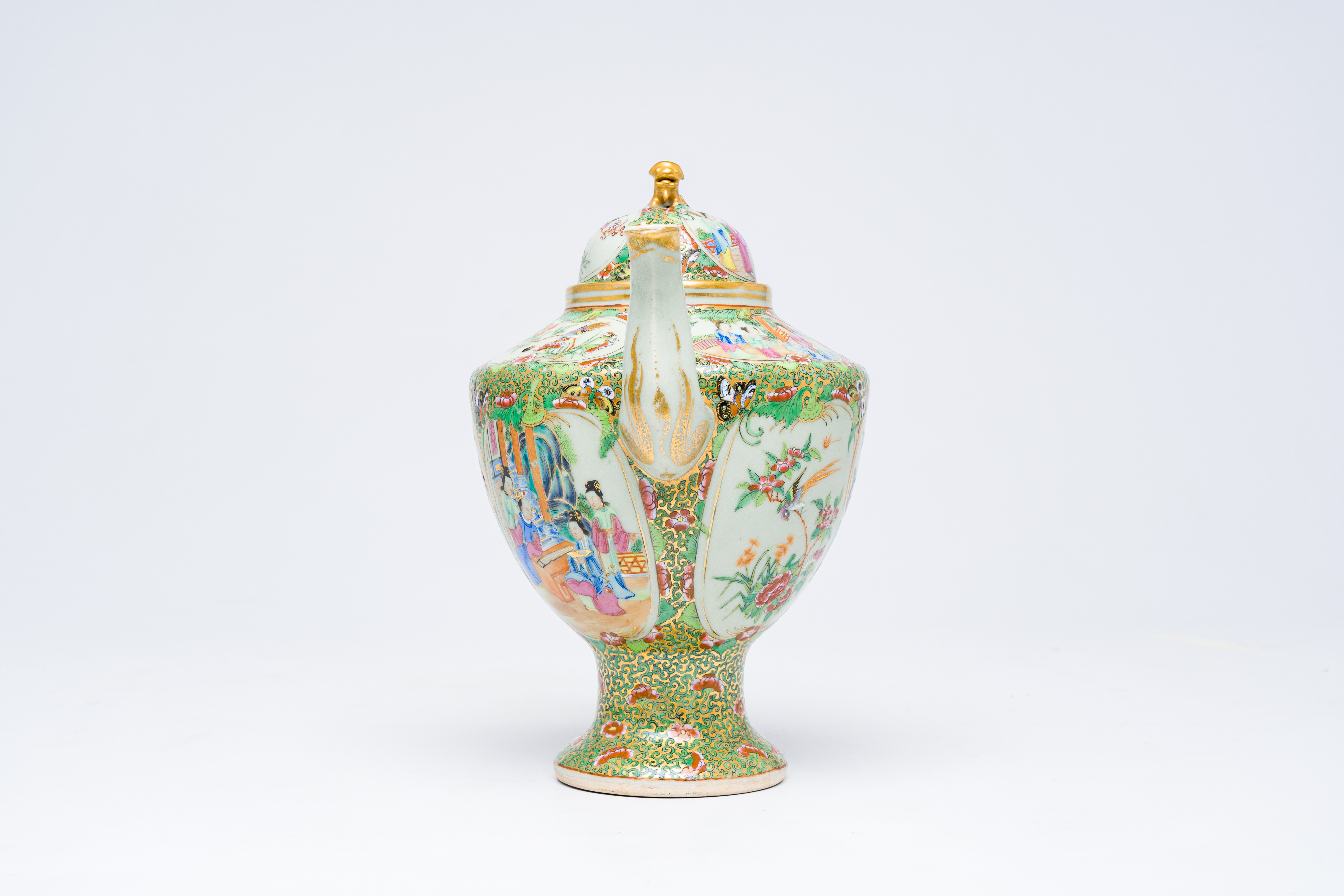 Six Chinese Canton famille rose porcelain wares, 19th C. - Image 9 of 11