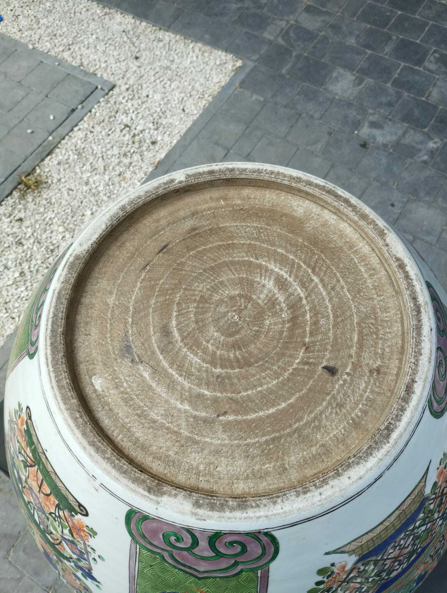 A French Samson famille verte style jardiniere with phoenixes, dragons and flower baskets, Paris, 19 - Bild 16 aus 20