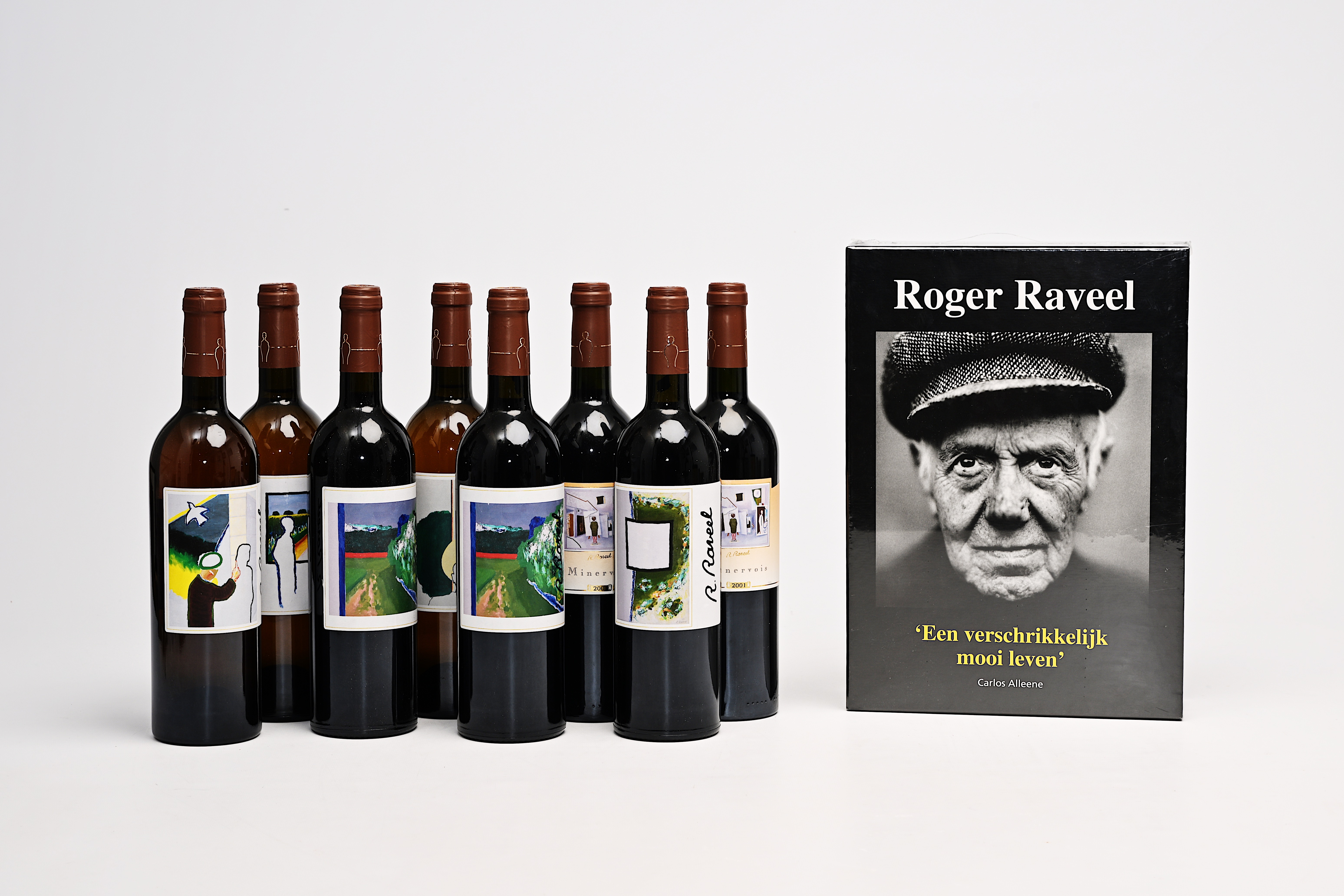 Roger Raveel (1921-2013): Two boxes of wine (eight bottles), ed. 43/100 and 75/100, and a publicatio - Image 5 of 10