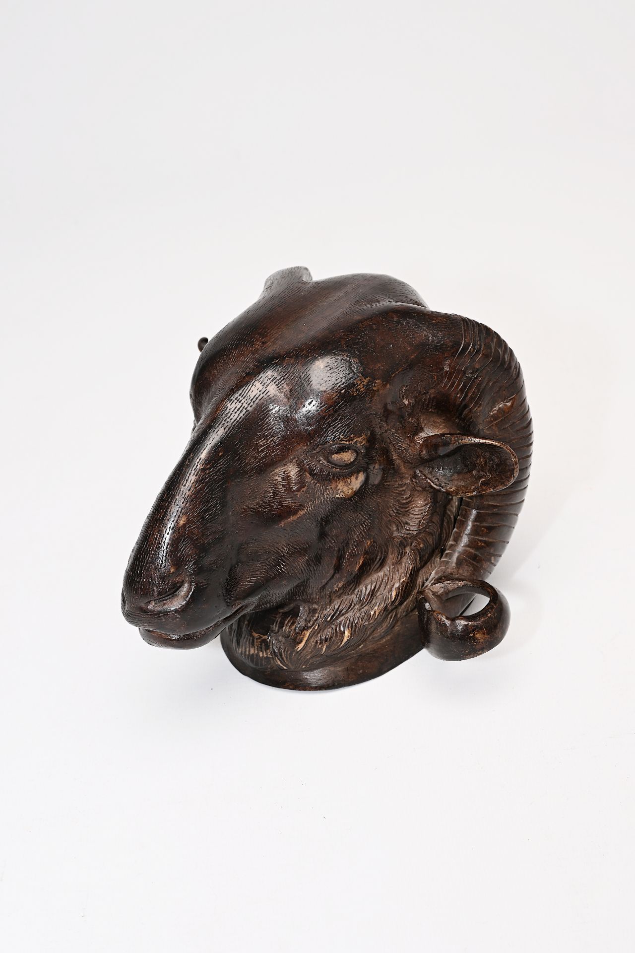 Six bronze mortars, five stampers and a patinated cast iron ram's head, 16th C. and later - Image 10 of 16