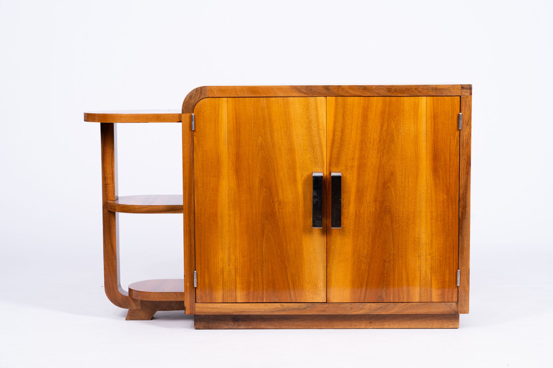 A pair of wood Art Deco two-door cabinets with etagere, first half 20th C. - Image 3 of 13