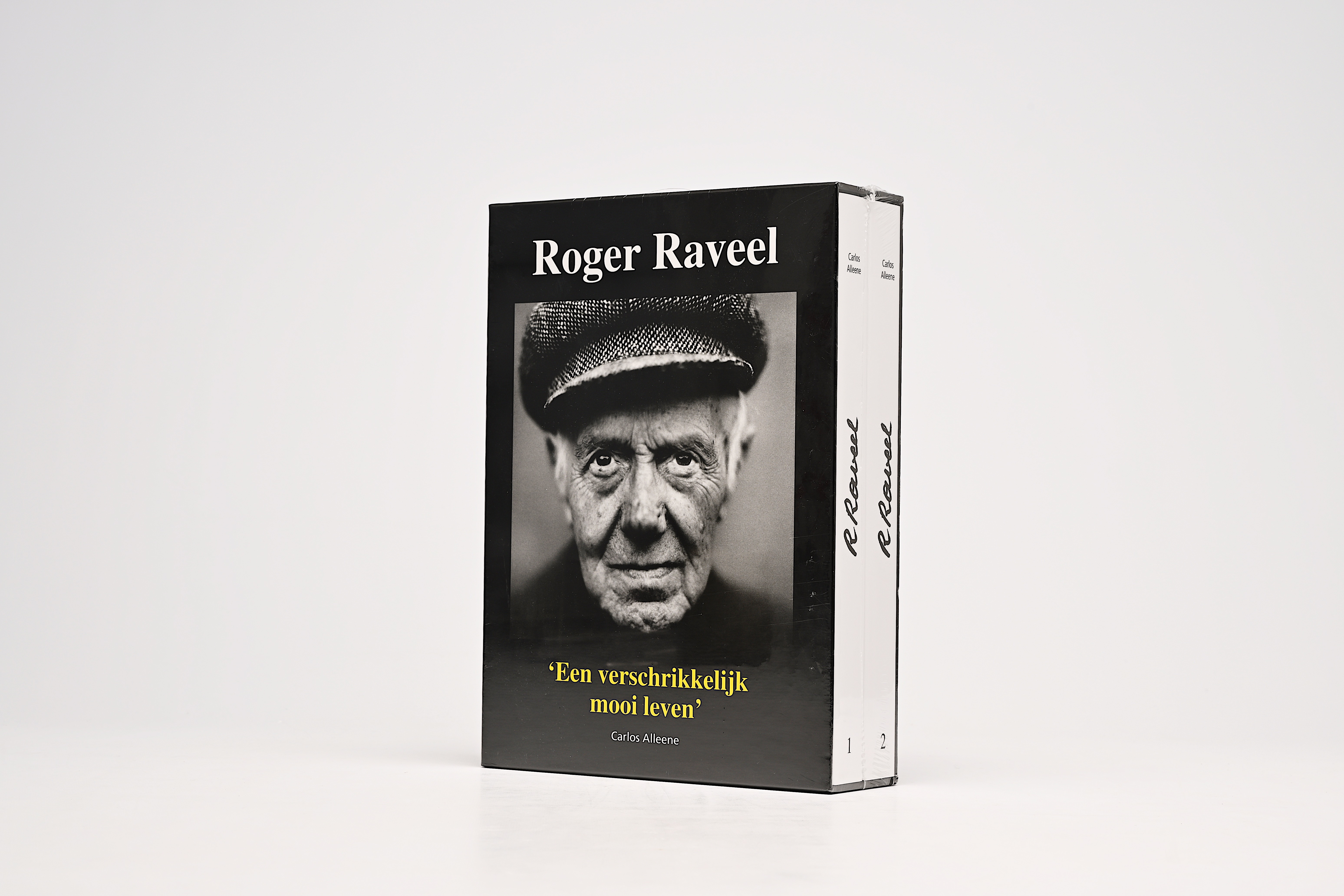 Roger Raveel (1921-2013): Two boxes of wine (eight bottles), ed. 43/100 and 75/100, and a publicatio - Image 9 of 10