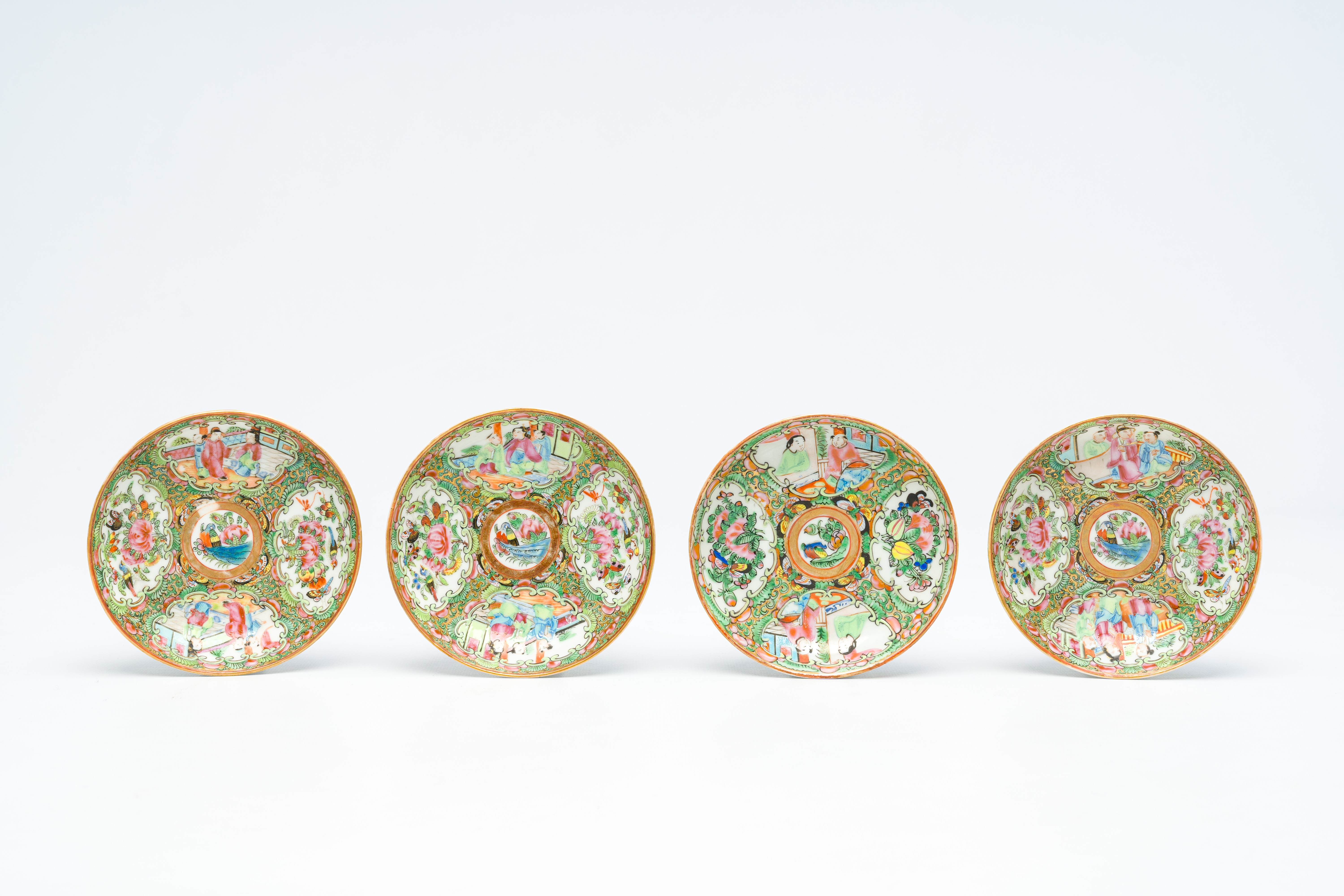 An extensive collection of Chinese Canton famille rose porcelain, 19th C. - Image 9 of 18