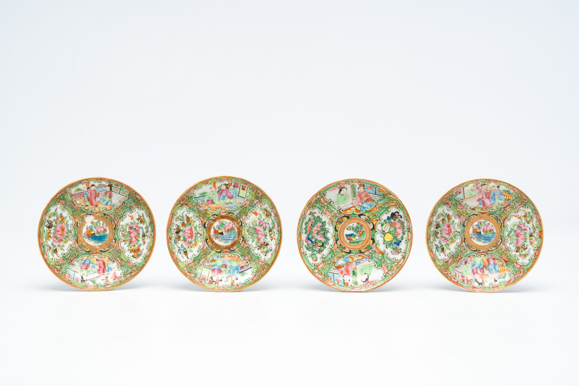 An extensive collection of Chinese Canton famille rose porcelain, 19th C. - Bild 9 aus 18
