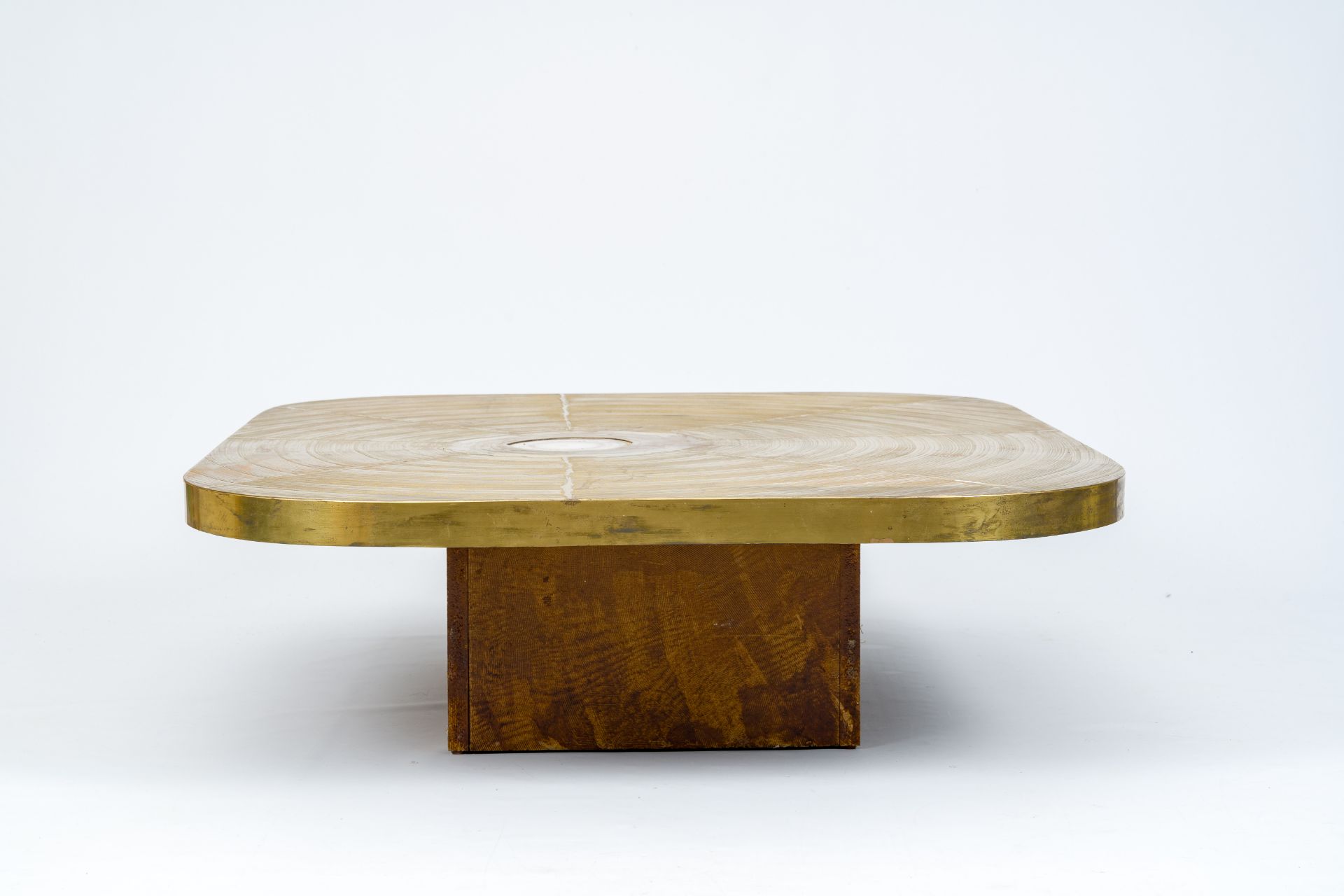 A design coffee table with an etched brass table top with an agate stone, Georges Mathias for Lova C - Image 3 of 8