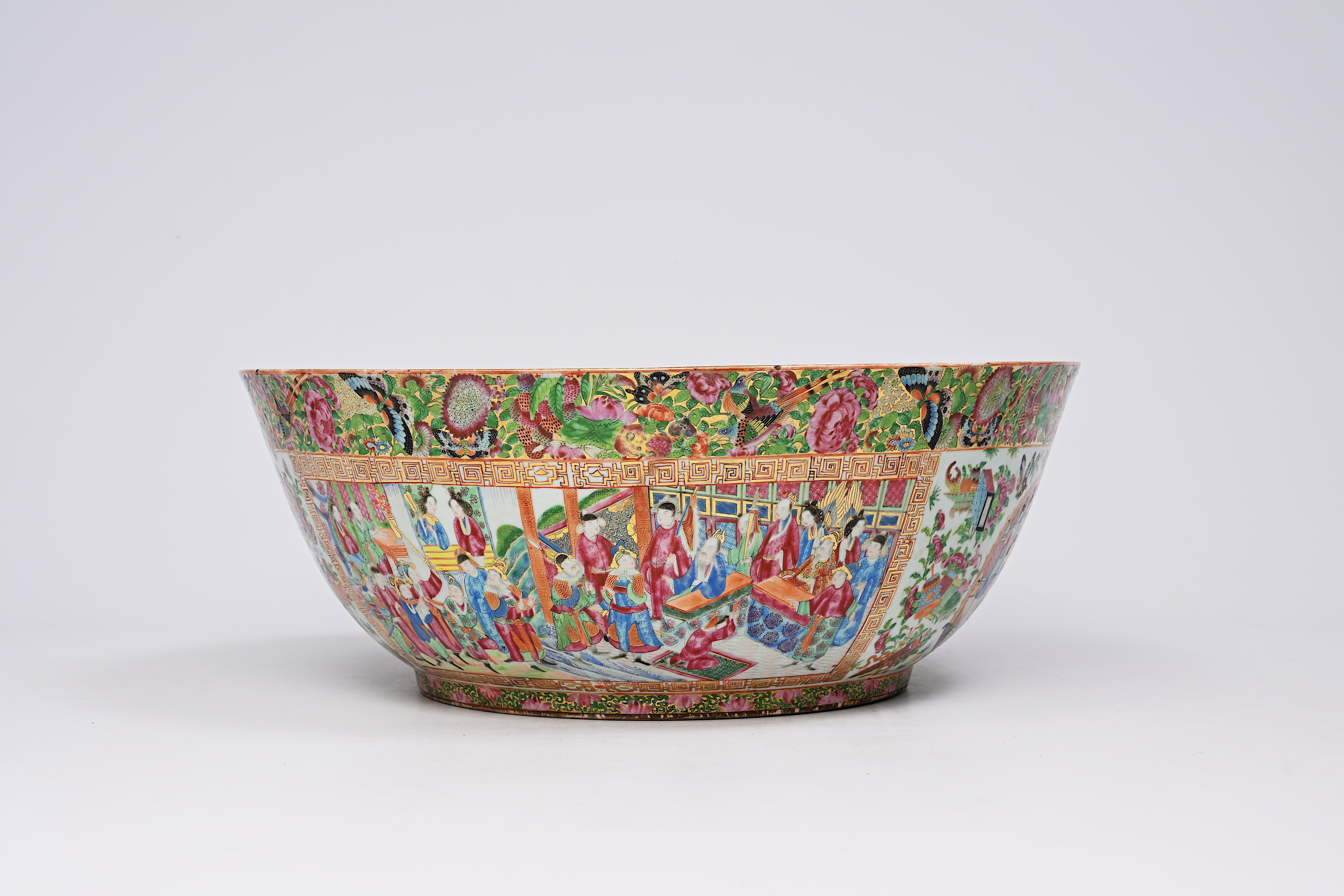 An imposing Chinese Canton famille rose bowl with palace scenes, antiquities and floral design, 19th - Image 2 of 10