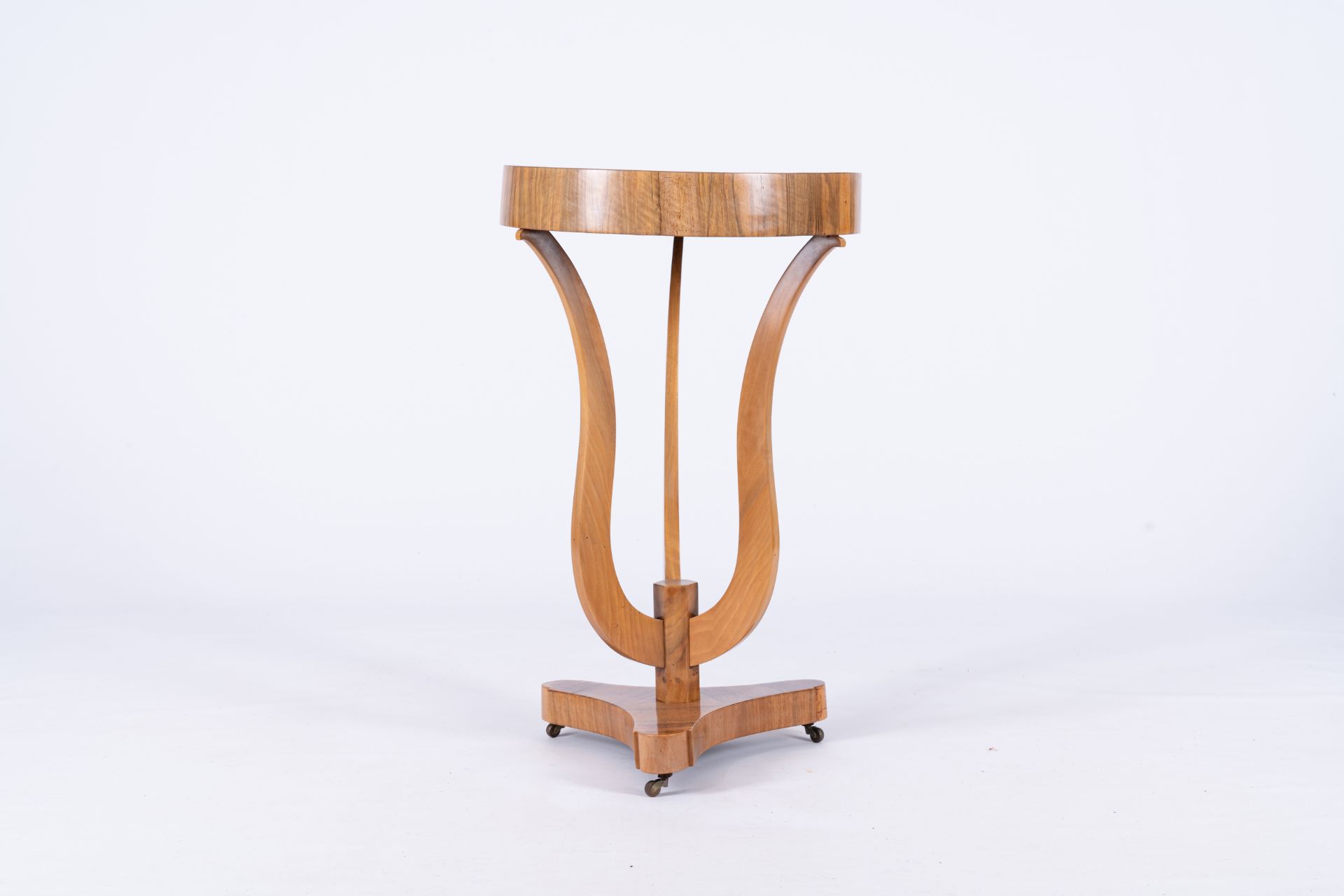 A round wood Art Deco side table or gueridon, 20th C. - Image 3 of 7
