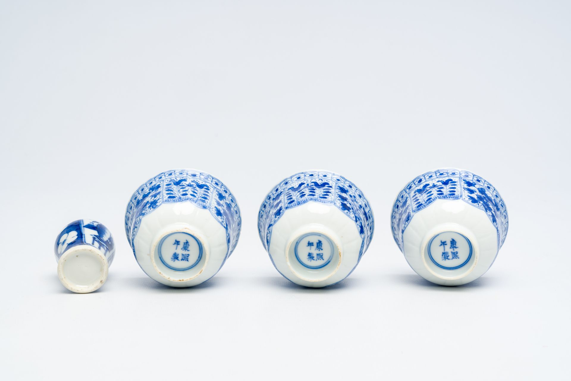 A varied collection of Chinese blue and white porcelain, Kangxi and later - Image 13 of 13