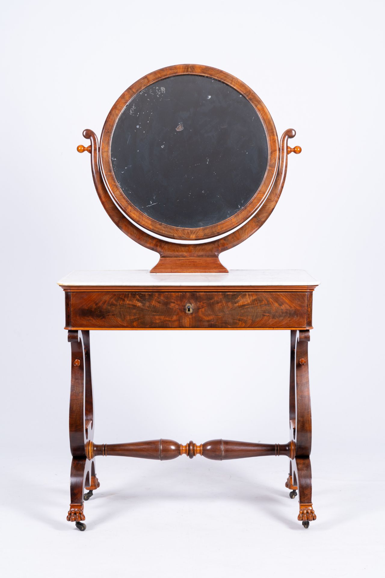 A mahogany toiletry table with lyre harp shaped base and marble top, 19th C. - Bild 3 aus 6