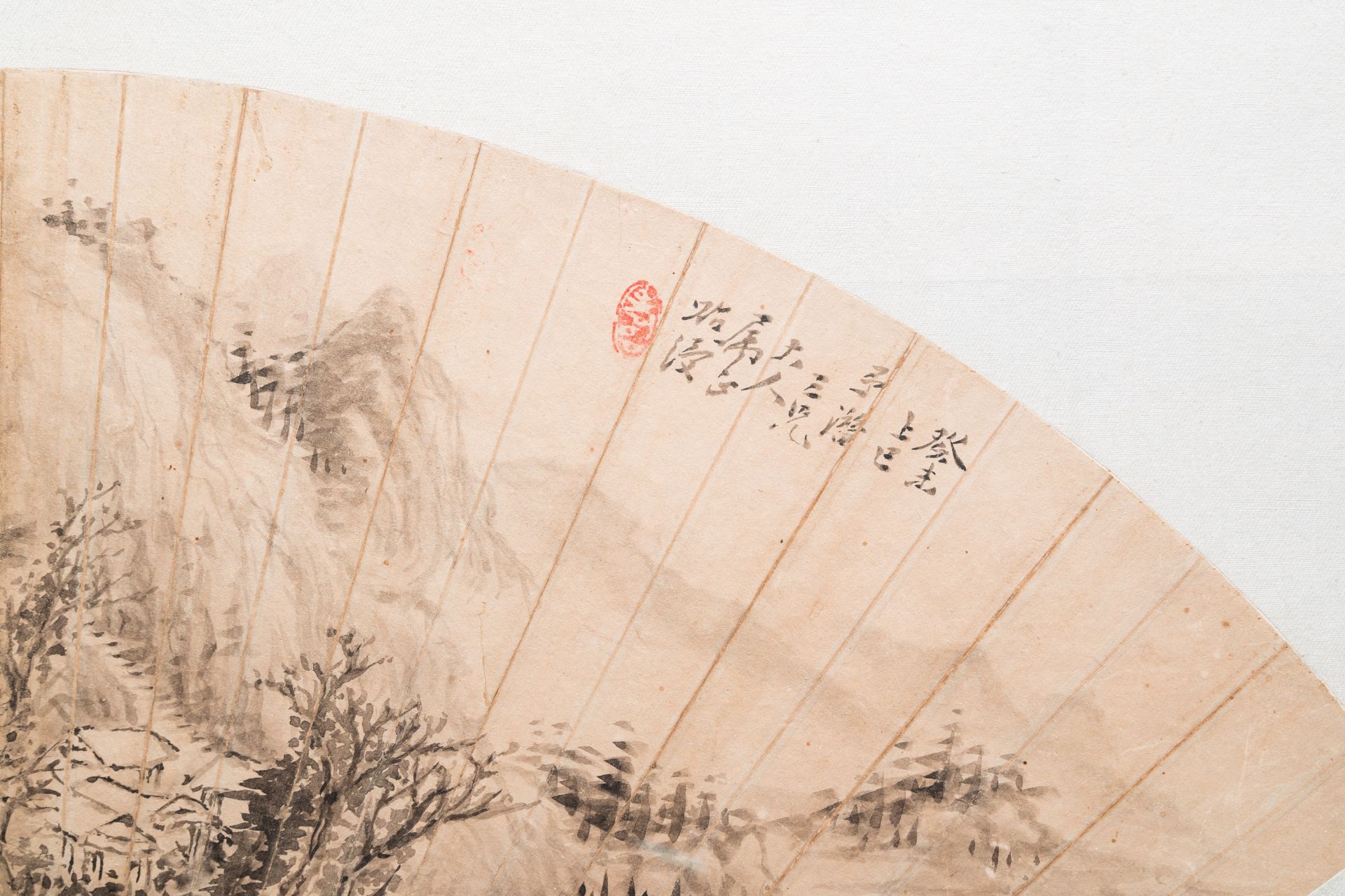Chinese school: Mountainous landscape, ink on a fan leaf, dated 1883 - Bild 4 aus 4