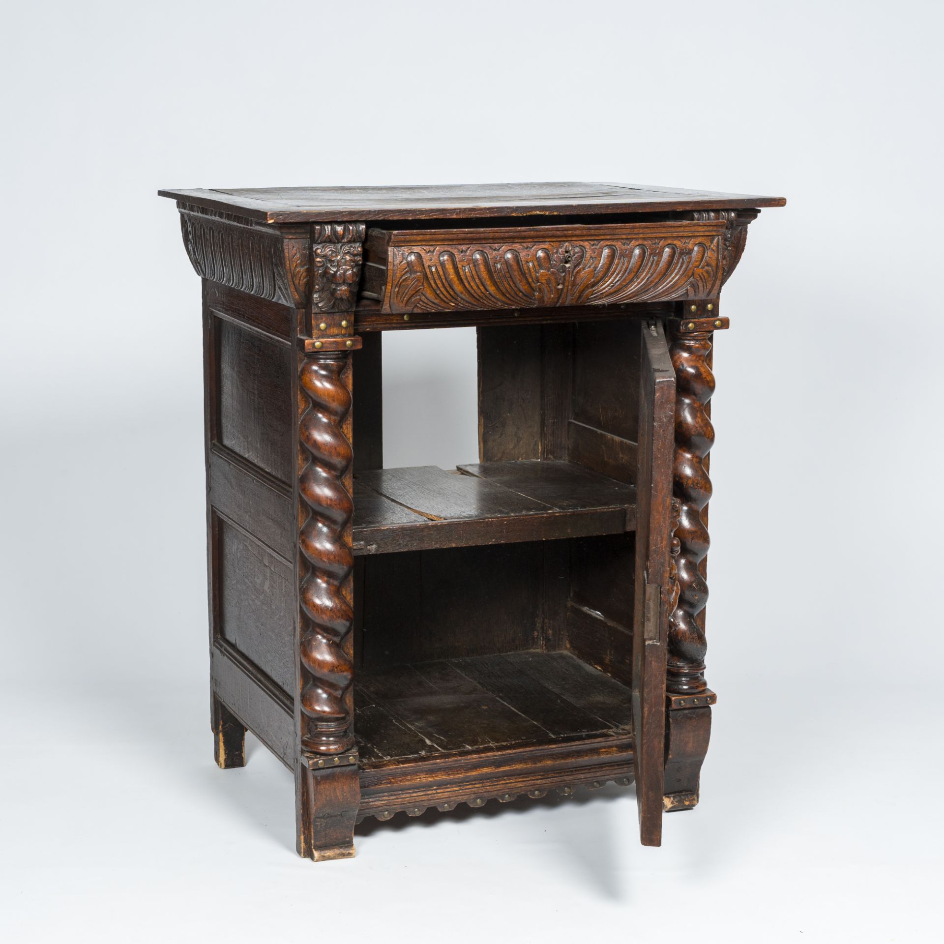 A Flemish oak single-door cupboard composed of Renaissance ornaments, 19th C. - Image 2 of 8