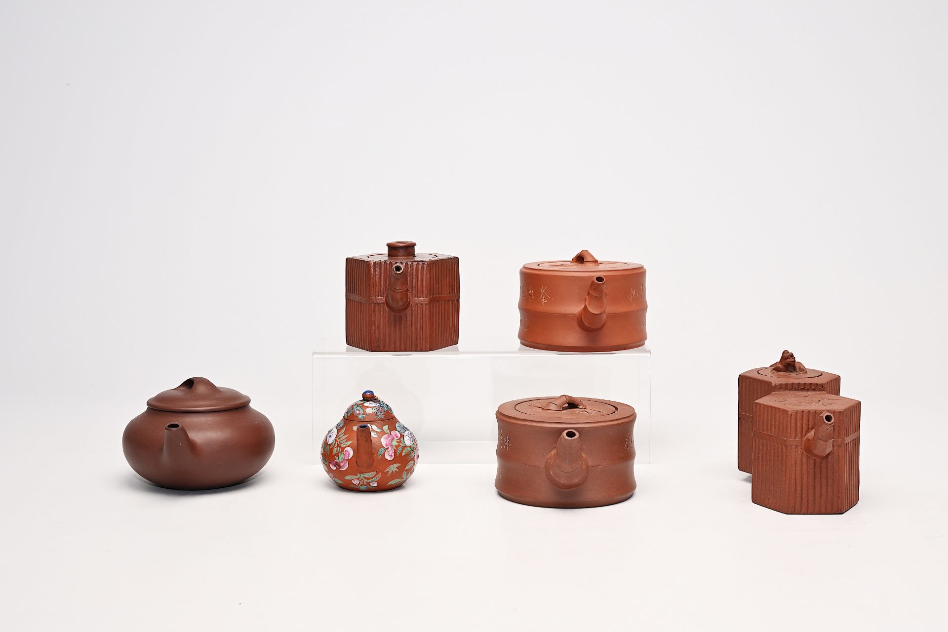 Six various Chinese Yixing stoneware teapots and covers one with enamelled design, 19th/20th C. - Image 3 of 18