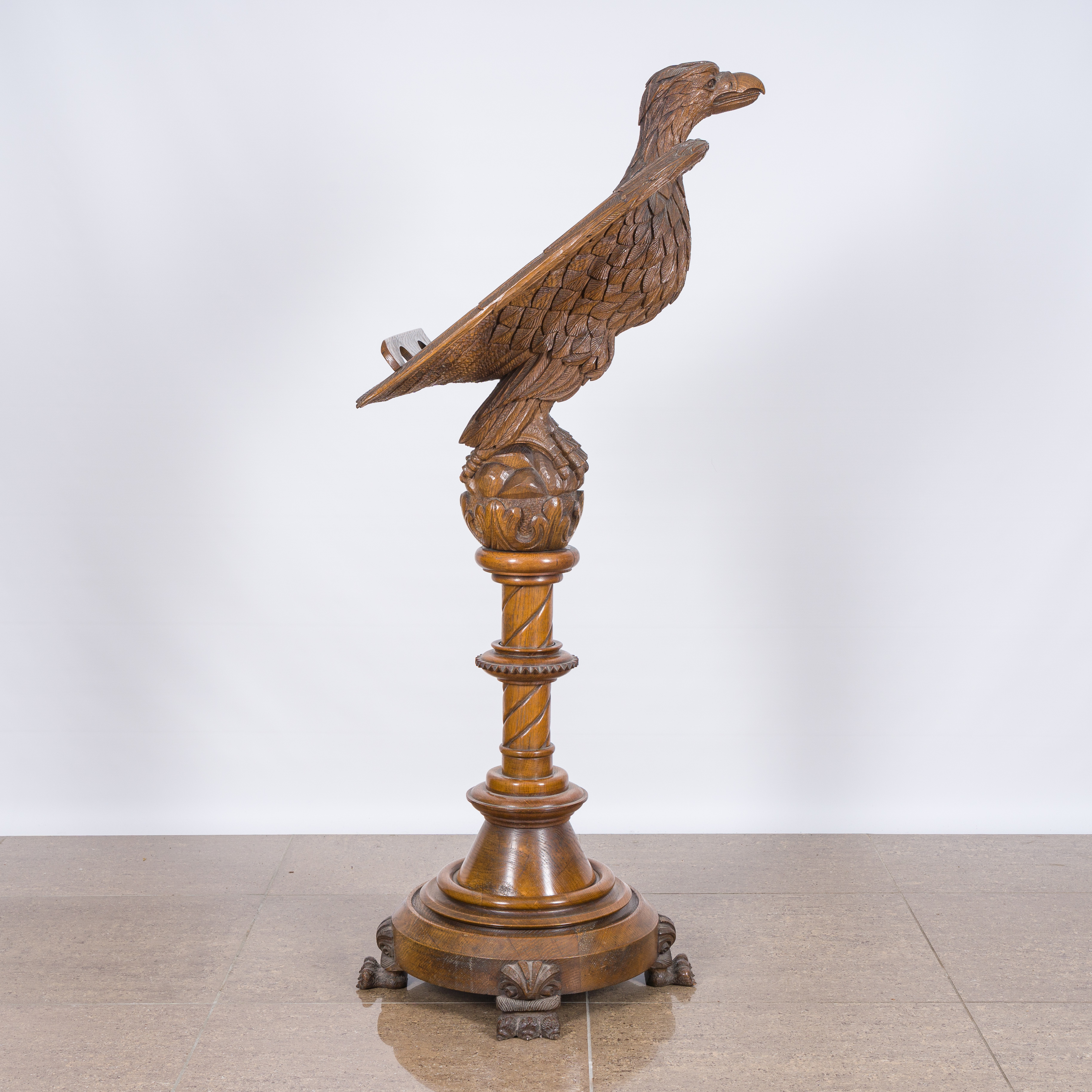 A large Gothic revival wooden lectern crowned with an eagle, ca. 1900 - Image 5 of 8