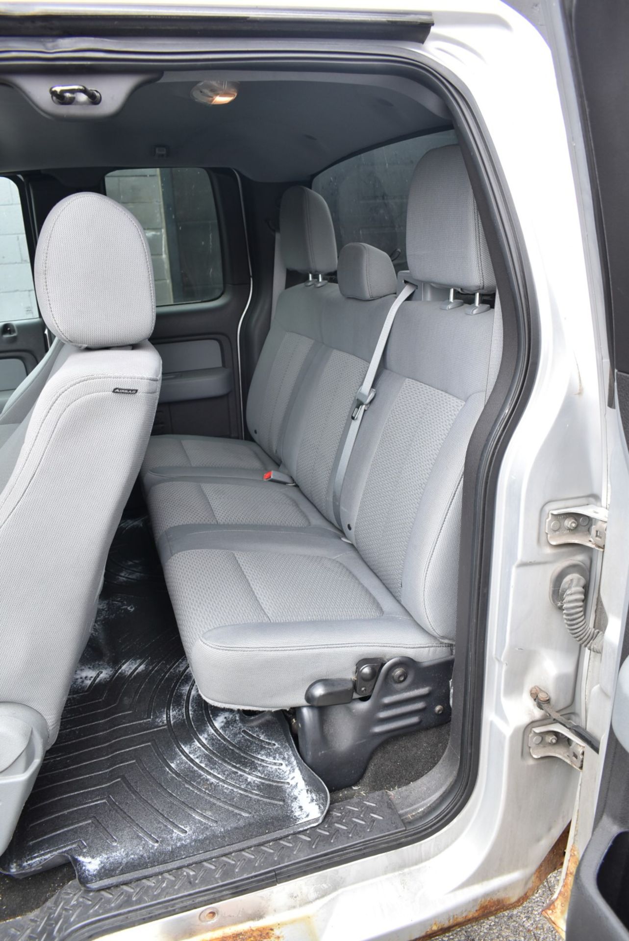 FORD (2014) F150XLT EXTENDED CAB PICKUP TRUCK WITH 3.7 LITER V6 ENGINE, 4X4, AUTO TRANSMISSION, - Image 8 of 13