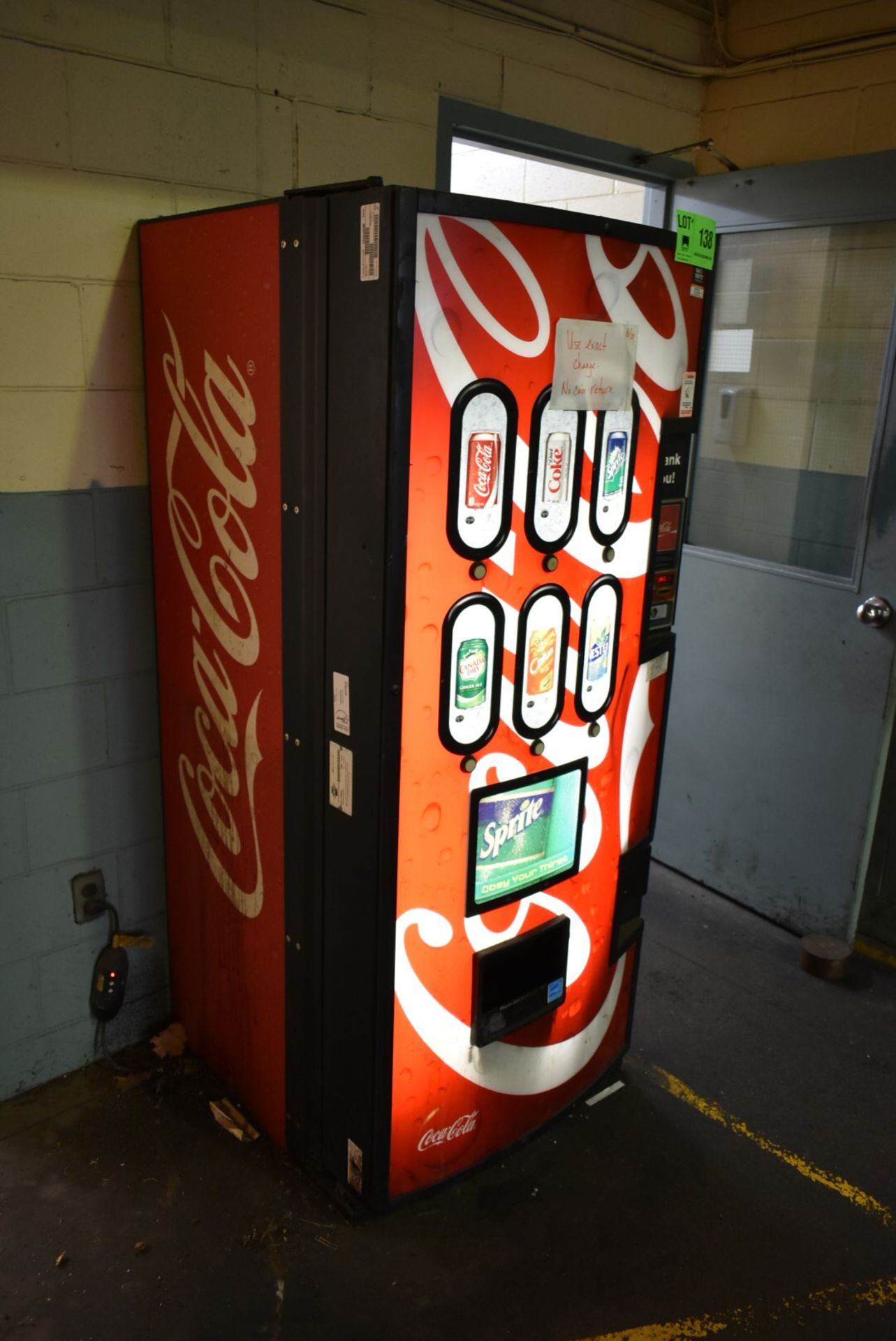 BEVERAGE VENDING MACHINE [RIGGING FEE FOR LOT#138 - $25 USD PLUS APPLICABLE TAXES] - Image 2 of 2