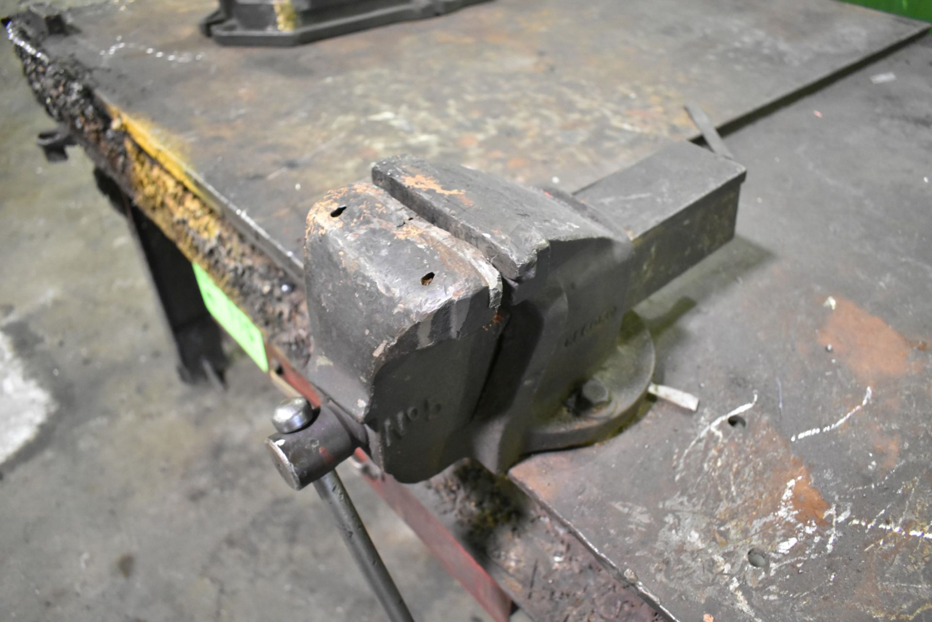 WELDING TABLE WITH 6" VISE - Image 2 of 2