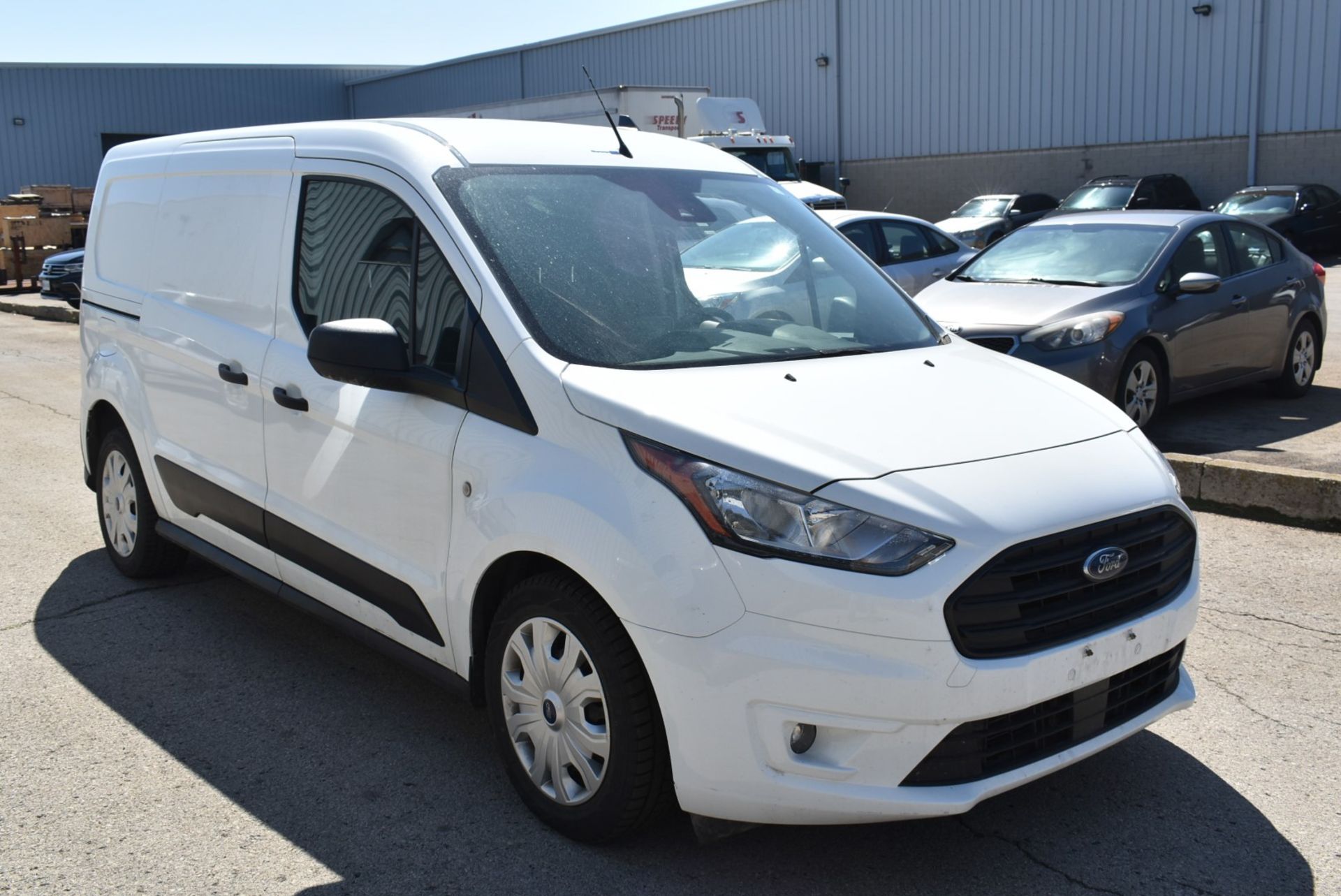 FORD (2020) TRANSIT CONNECT VAN WITH 2.0 LITER 4 CYLINDER GAS ENGINE, AUTOMATIC TRANSMISSION, FWD, - Image 6 of 14