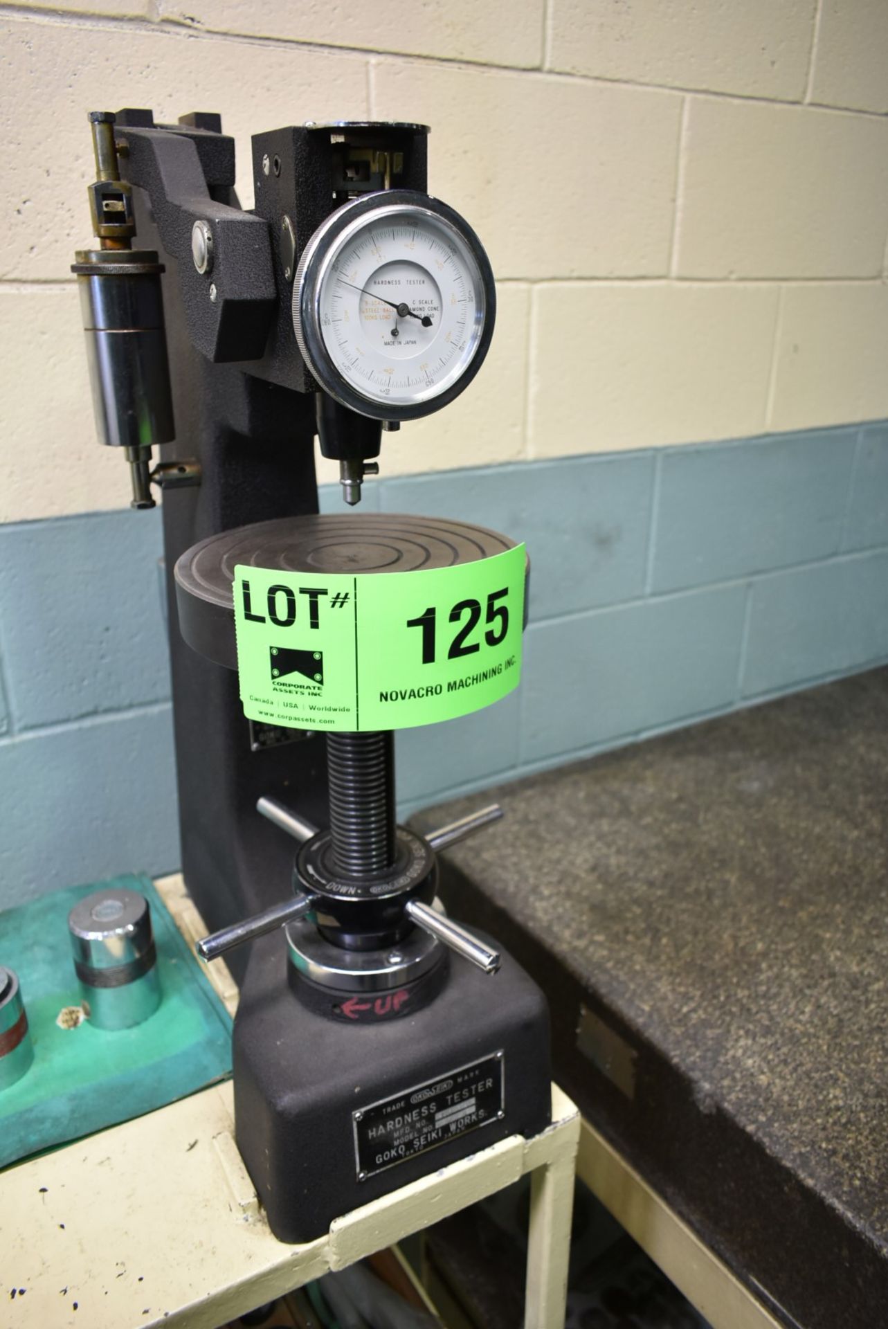 WILSON HARDNESS TESTER WITH STAND AND STANDARDS [RIGGING FEE FOR LOT#125 - $25 USD PLUS APPLICABLE - Image 2 of 4