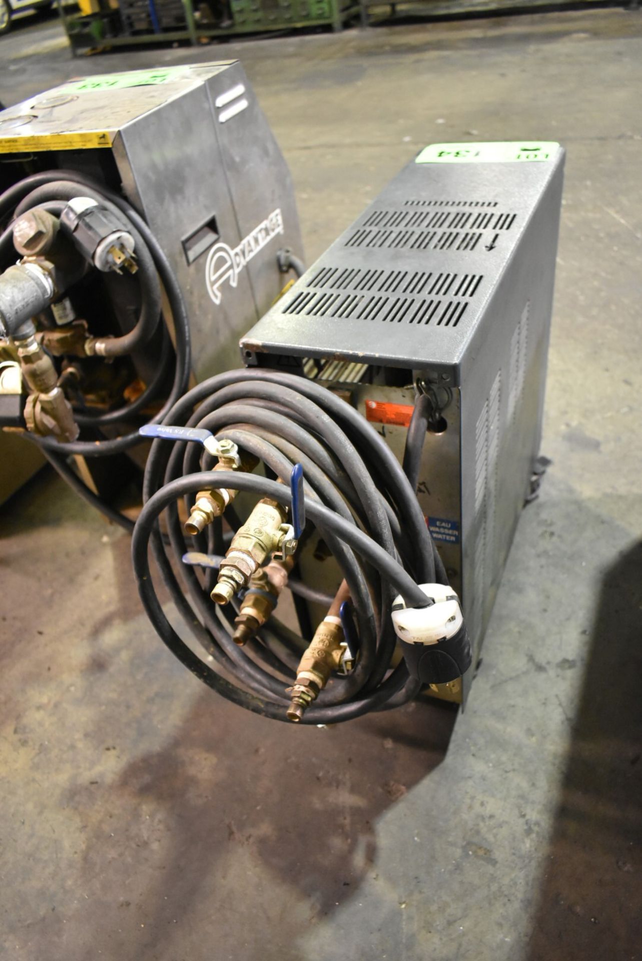 MOKON TN-9 THERMOLATOR S/N: N/A [RIGGING FEE FOR LOT#134 - $25 USD PLUS APPLICABLE TAXES] - Image 2 of 3