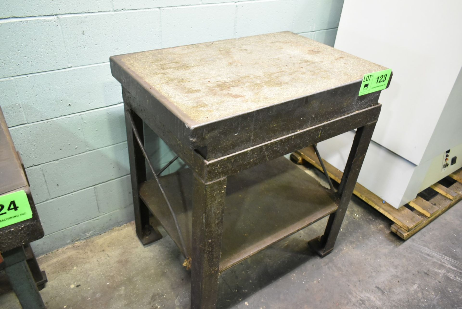 36" X 24" X 8" GRANITE SURFACE PLATE WITH STAND [RIGGING FEE FOR LOT#123 - $25 USD PLUS APPLICABLE
