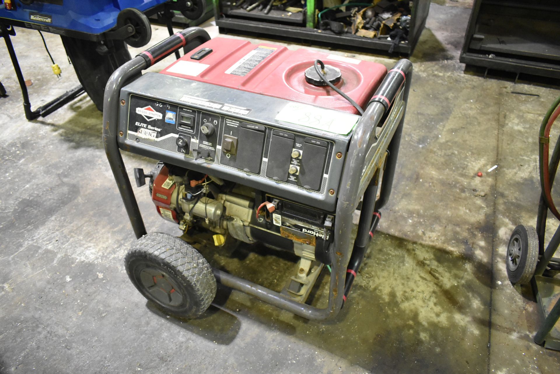 BRIGGS & STRATTON ELITE SERIES 8000W GAS POWERED GENERATOR WITH BRIGGS & STRATTON 21HP ENGINE,