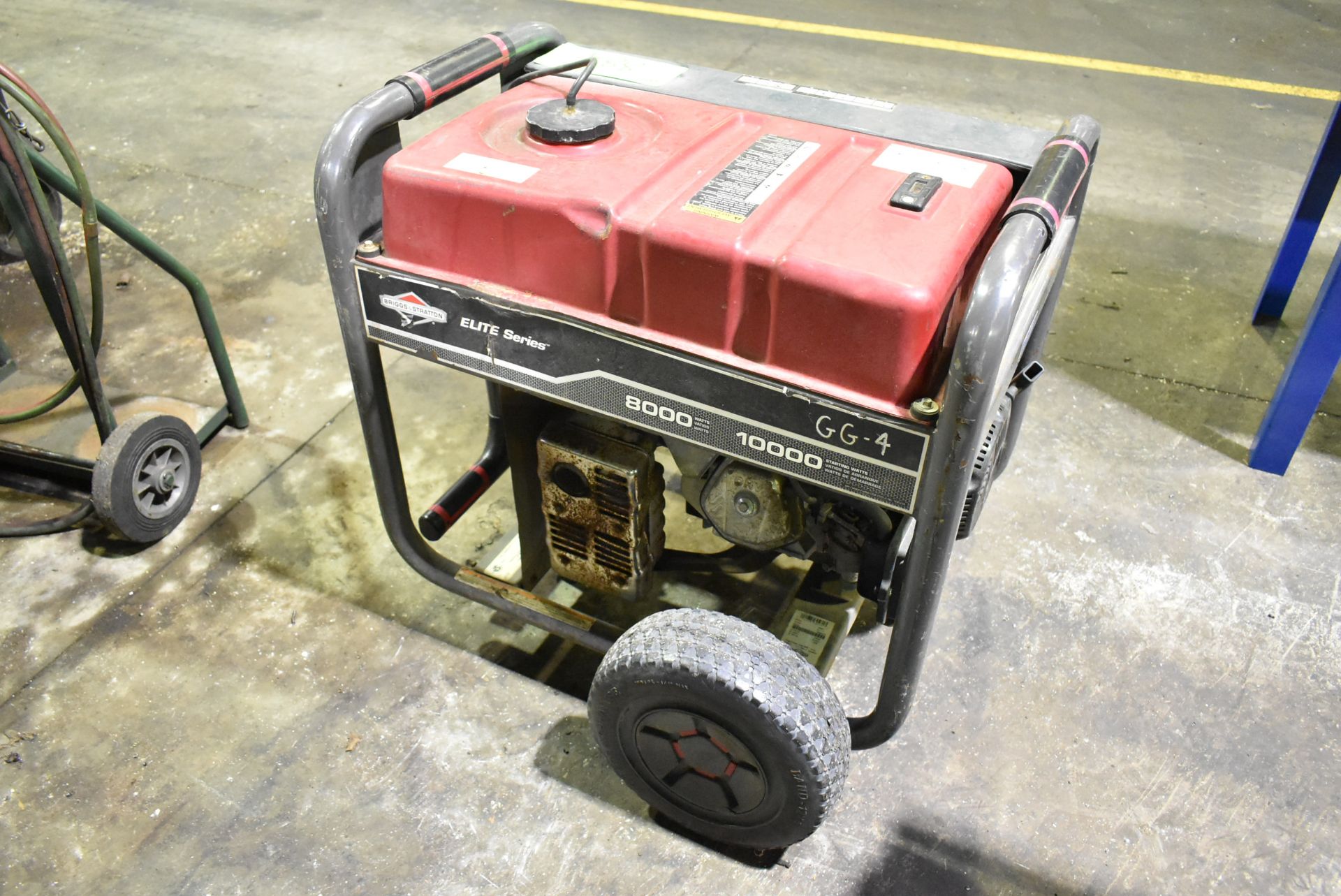 BRIGGS & STRATTON ELITE SERIES 8000W GAS POWERED GENERATOR WITH BRIGGS & STRATTON 21HP ENGINE, - Image 2 of 6