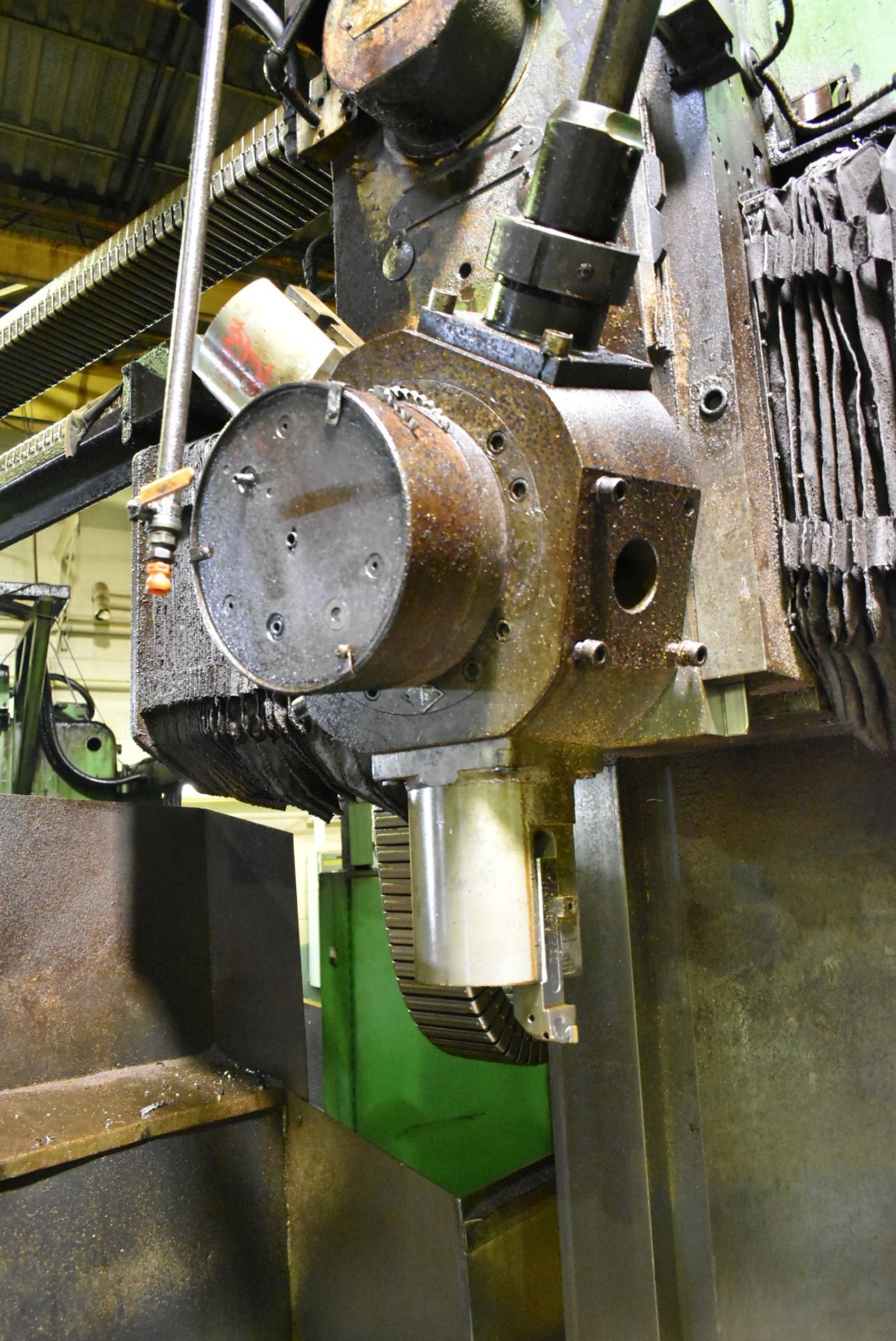 GIDDINGS & LEWIS 52" CNC VERTICAL TURRET LATHE WITH MITSUBISHI CNC CONTROL, 64" SWING, 42" MAX. - Image 4 of 7