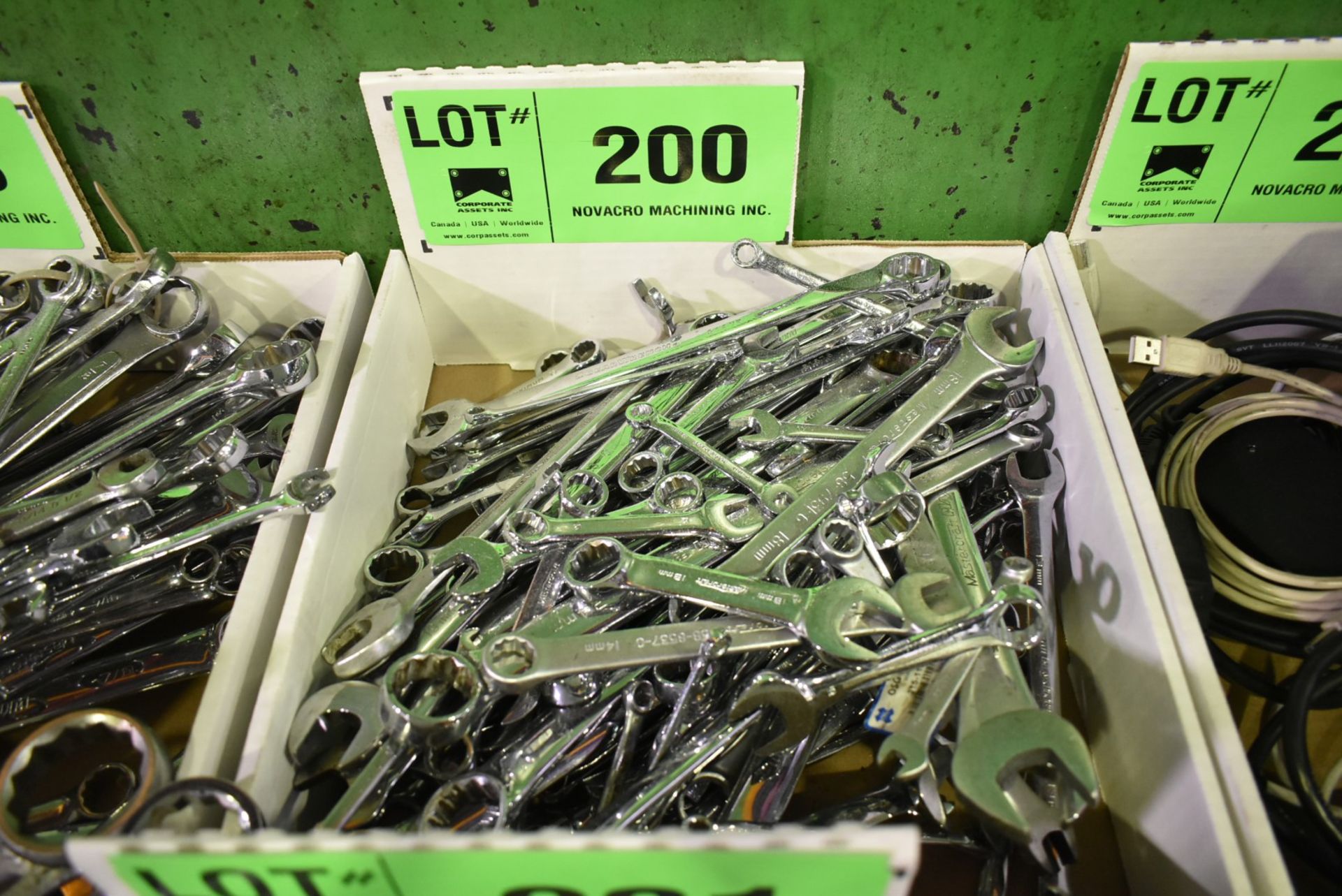 LOT/ WRENCHES [RIGGING FEE FOR LOT#200 - $25 USD PLUS APPLICABLE TAXES]