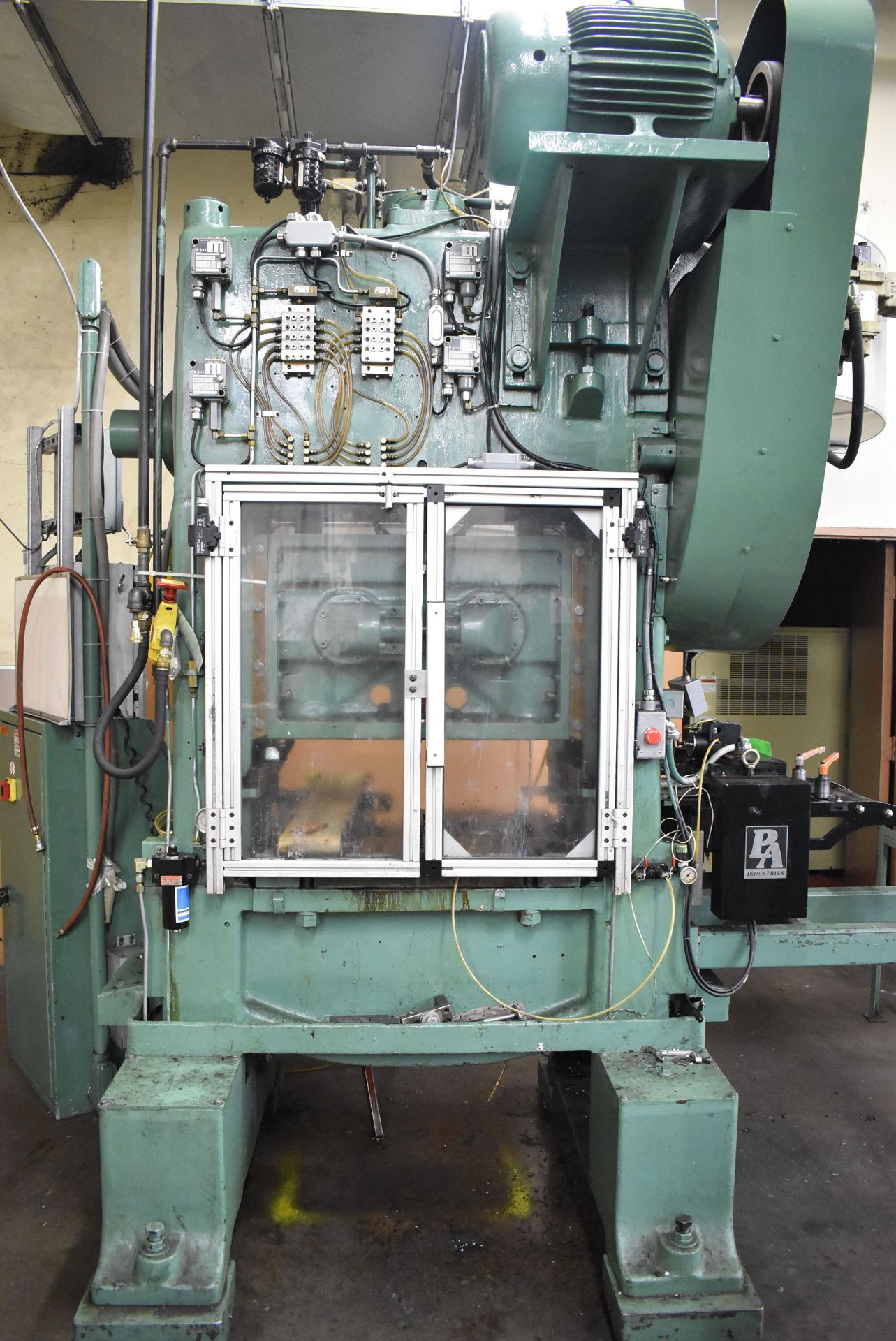 MINSTER P2-60 60 TON CAPACITY MECHANICAL STRAIGHT SIDE STAMPING PRESS WITH HONEYWELL/WINTRISS - Image 8 of 11