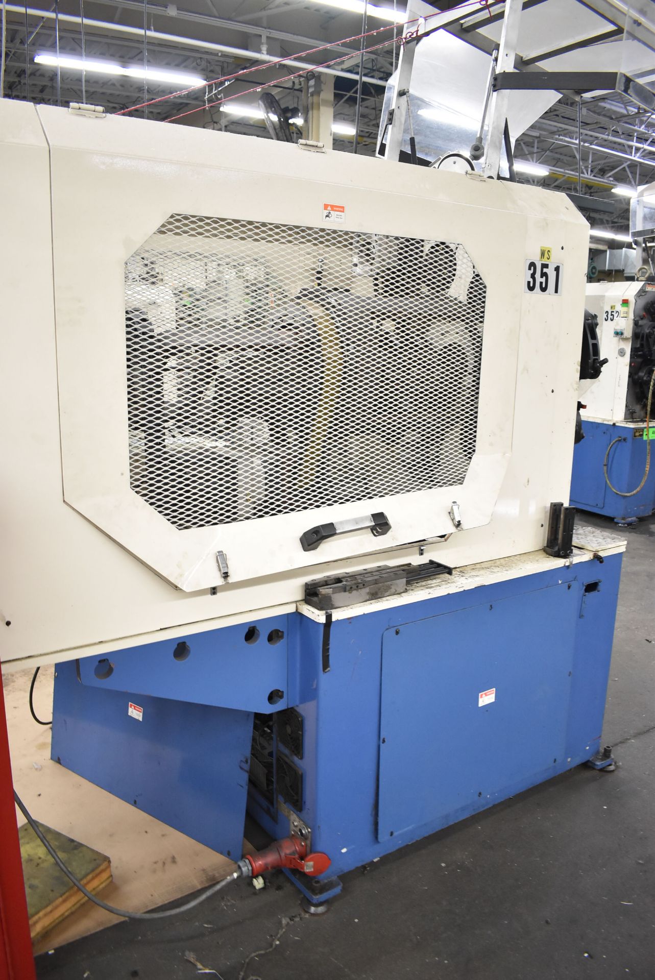 NUCOIL INDUSTRIES (2003) FX-35 7-AXIS HIGH SPEED CNC SPRING FORMER WITH NUCOIL INDUSTRIES CNC - Image 6 of 8