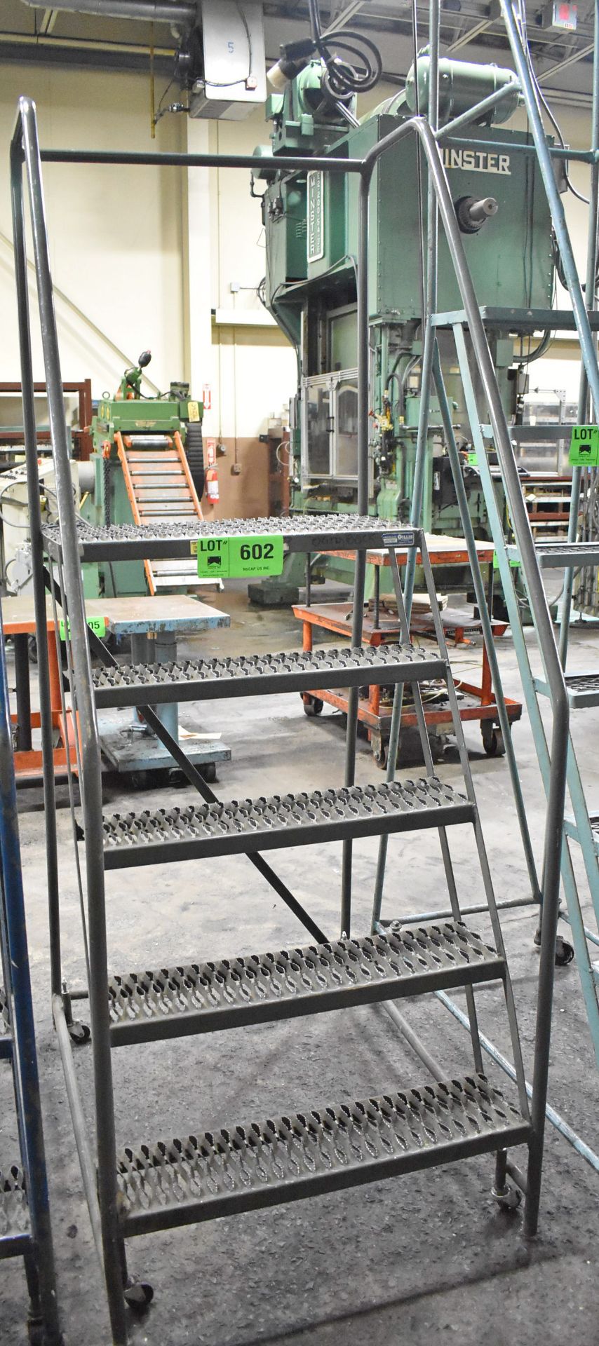 50" ROLLING SHOP LADDER