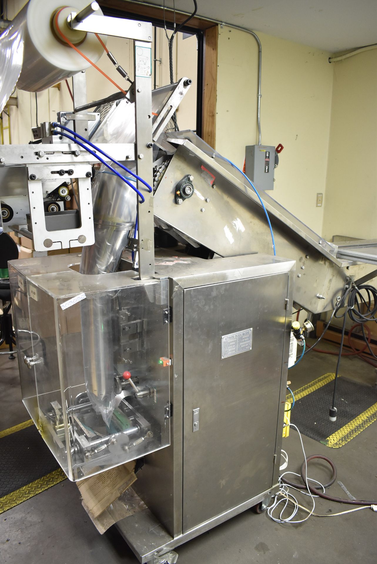 MFG. UNKNOWN STAINLESS STEEL AUTOMATIC BAGGING MACHINE WITH THINGET TOUCH SCREEN CONTROL, S/N: N/ - Image 7 of 9