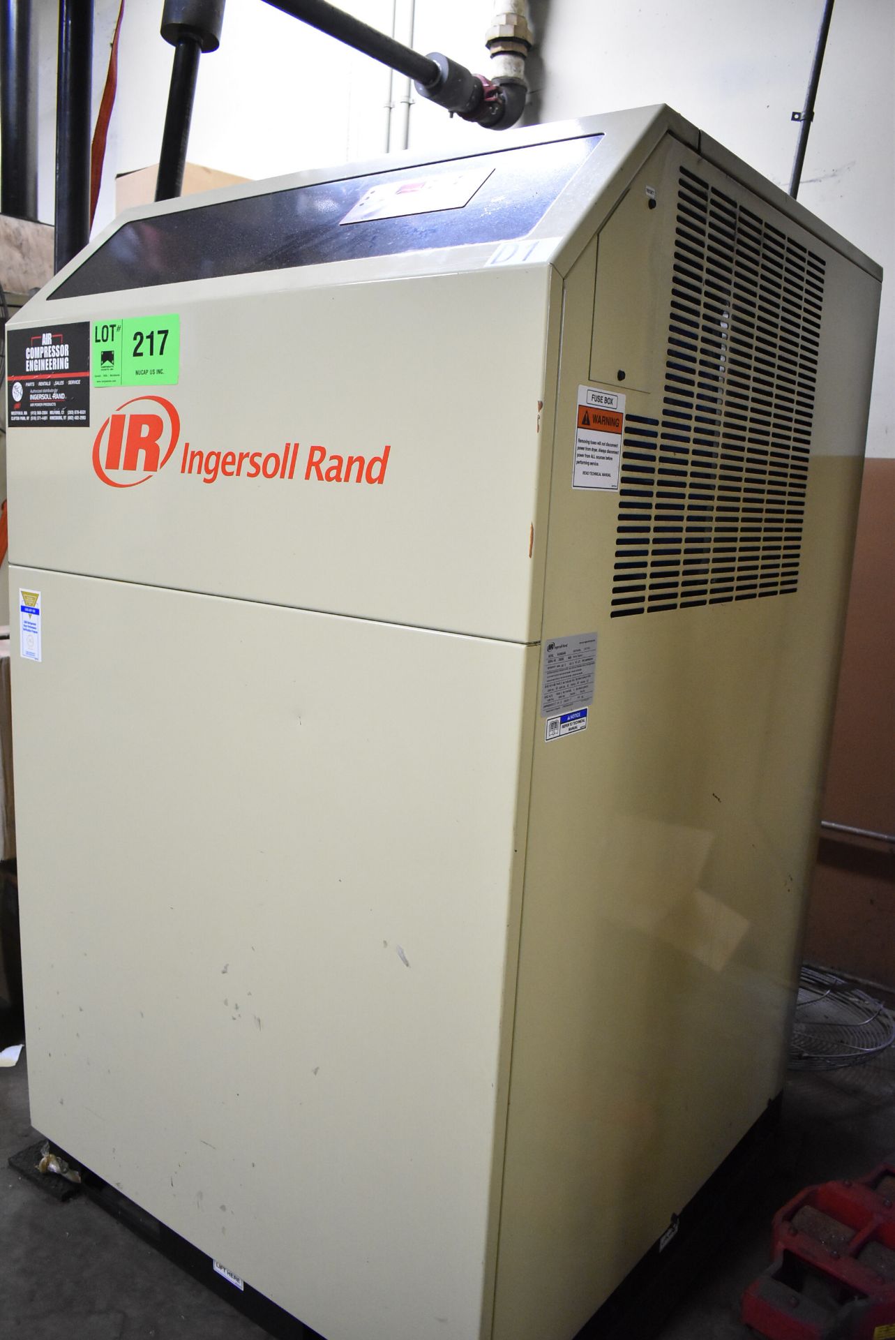 INGERSOLL-RAND NVC600A400 REFRIGERATED AIR DRYER WITH 230 PSIG, 1 HP, S/N: 336365 (CI) (DELAYED - Image 2 of 4