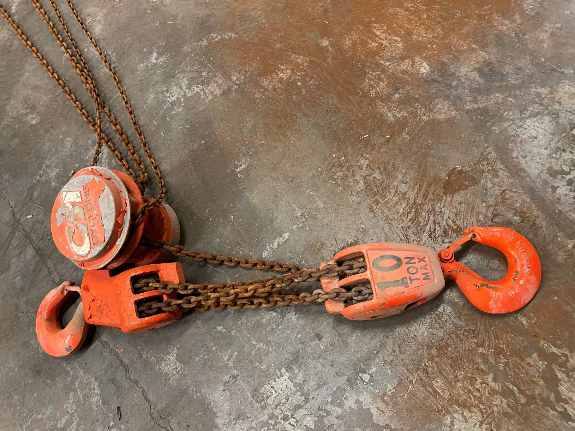 LOT/ COLUMBUS MCKINNON 3 TON CHAIN HOIST, CYCLONE 1.5 TON CHAIN HOIST, INGERSOLL RAND BHD 55 TOOL - Image 18 of 45