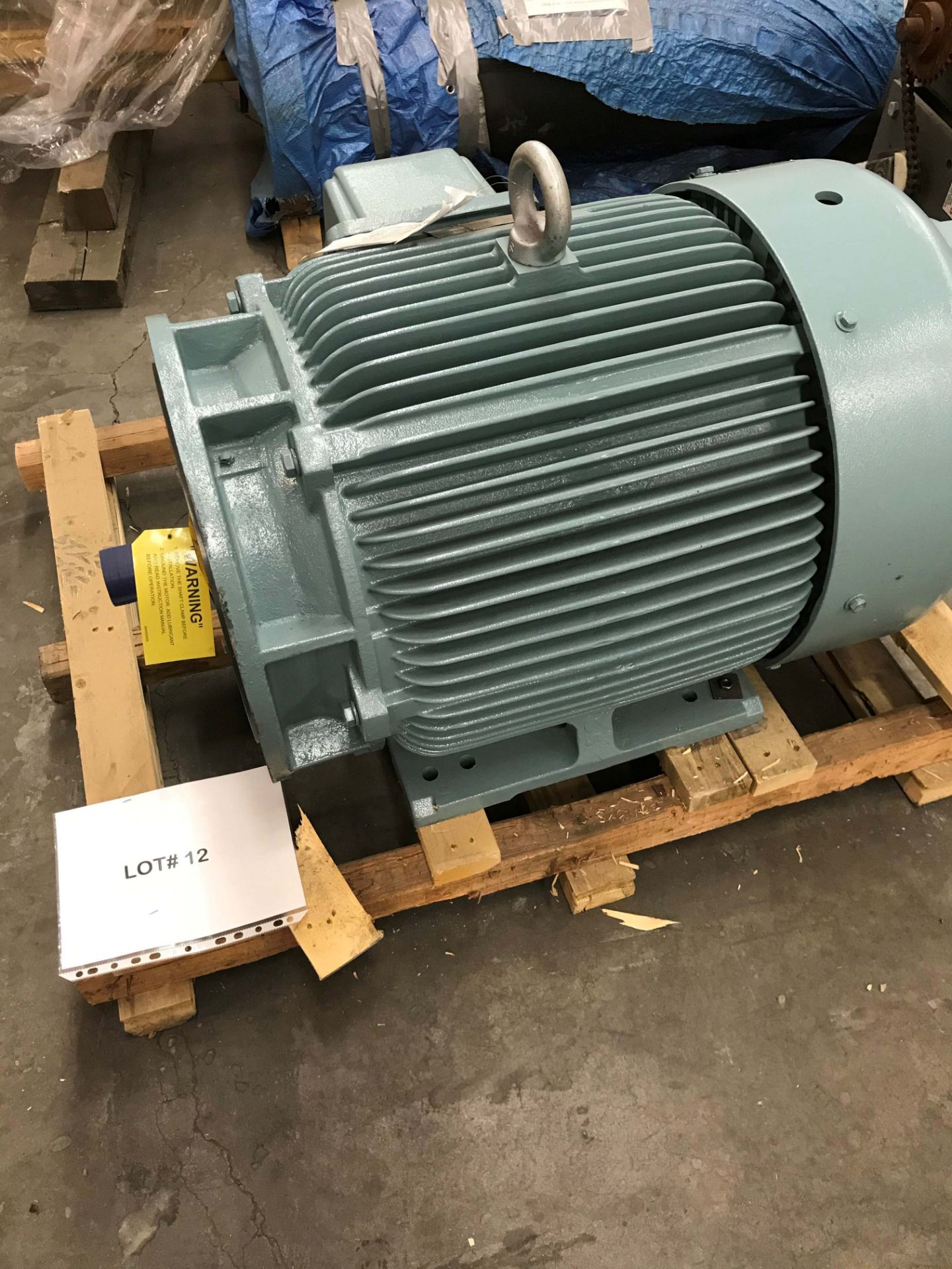 WESTINGHOUSE 150 HP MOTOR, 575V/3PH/60HZ, S/N VZ9148150002 (LOCATED IN THOMPSON, MB)